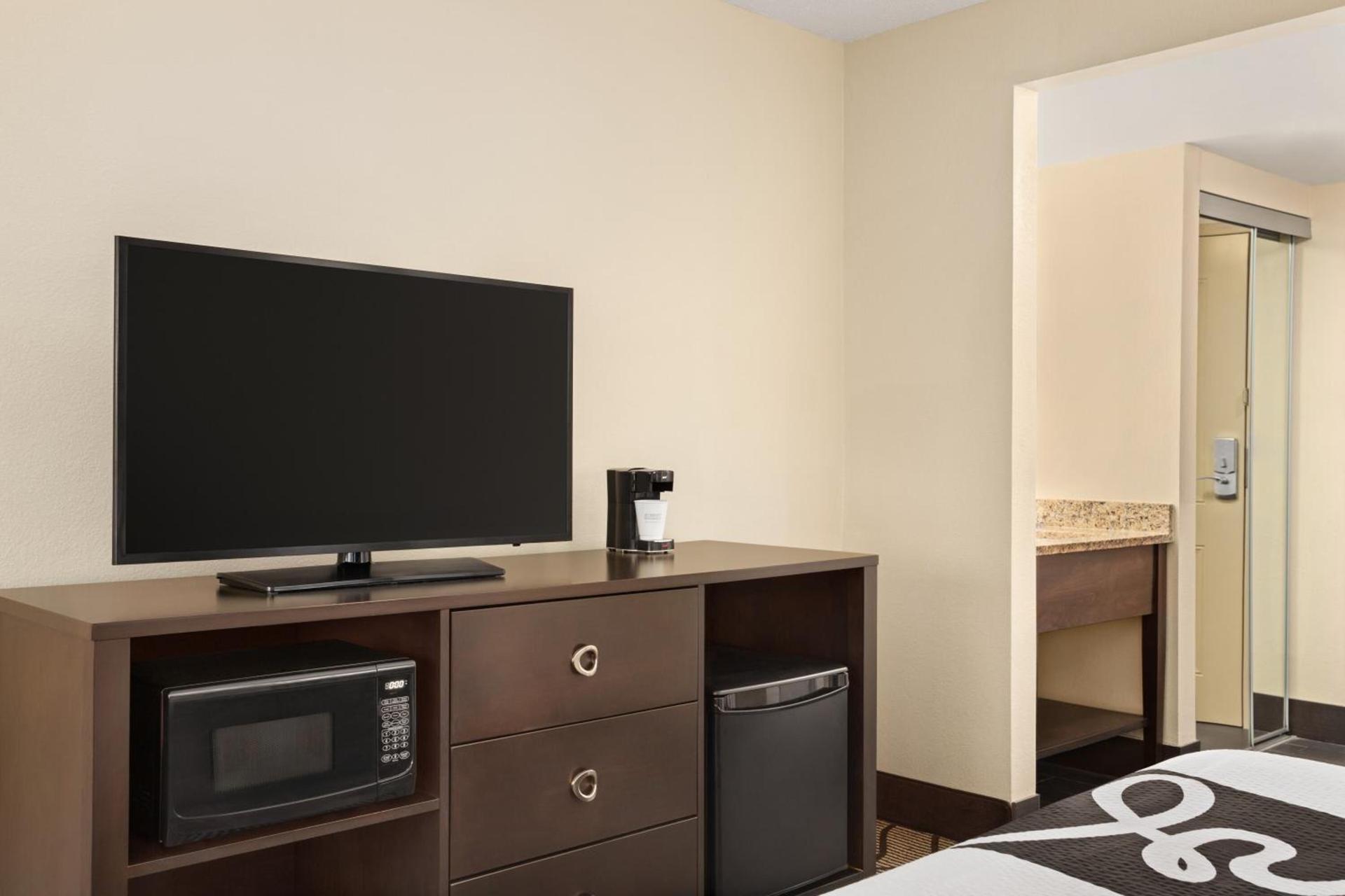 La Quinta Inn & Suites by Wyndham Richmond-Midlothian photo 46