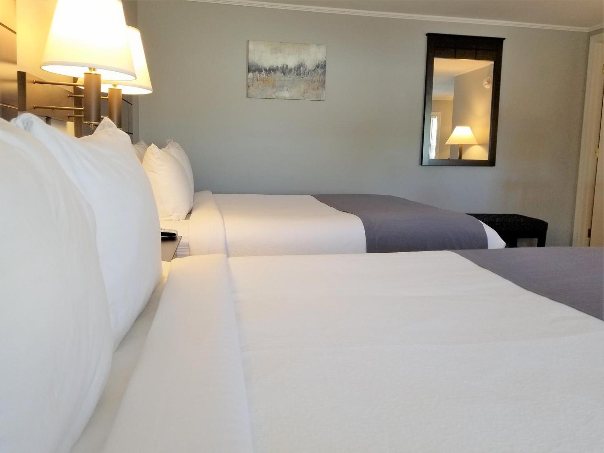 Mt. Madison Inn & Suites photo 21