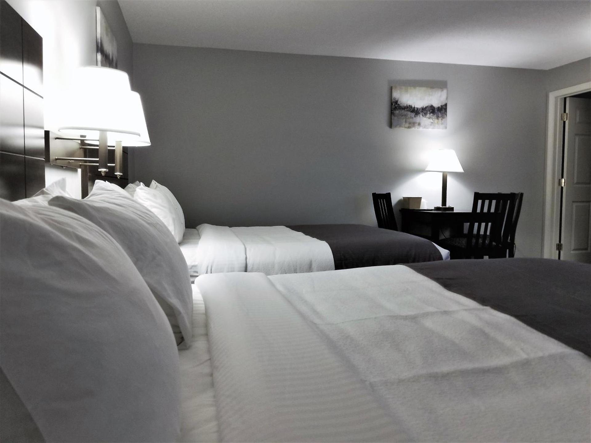 Mt. Madison Inn & Suites photo 16