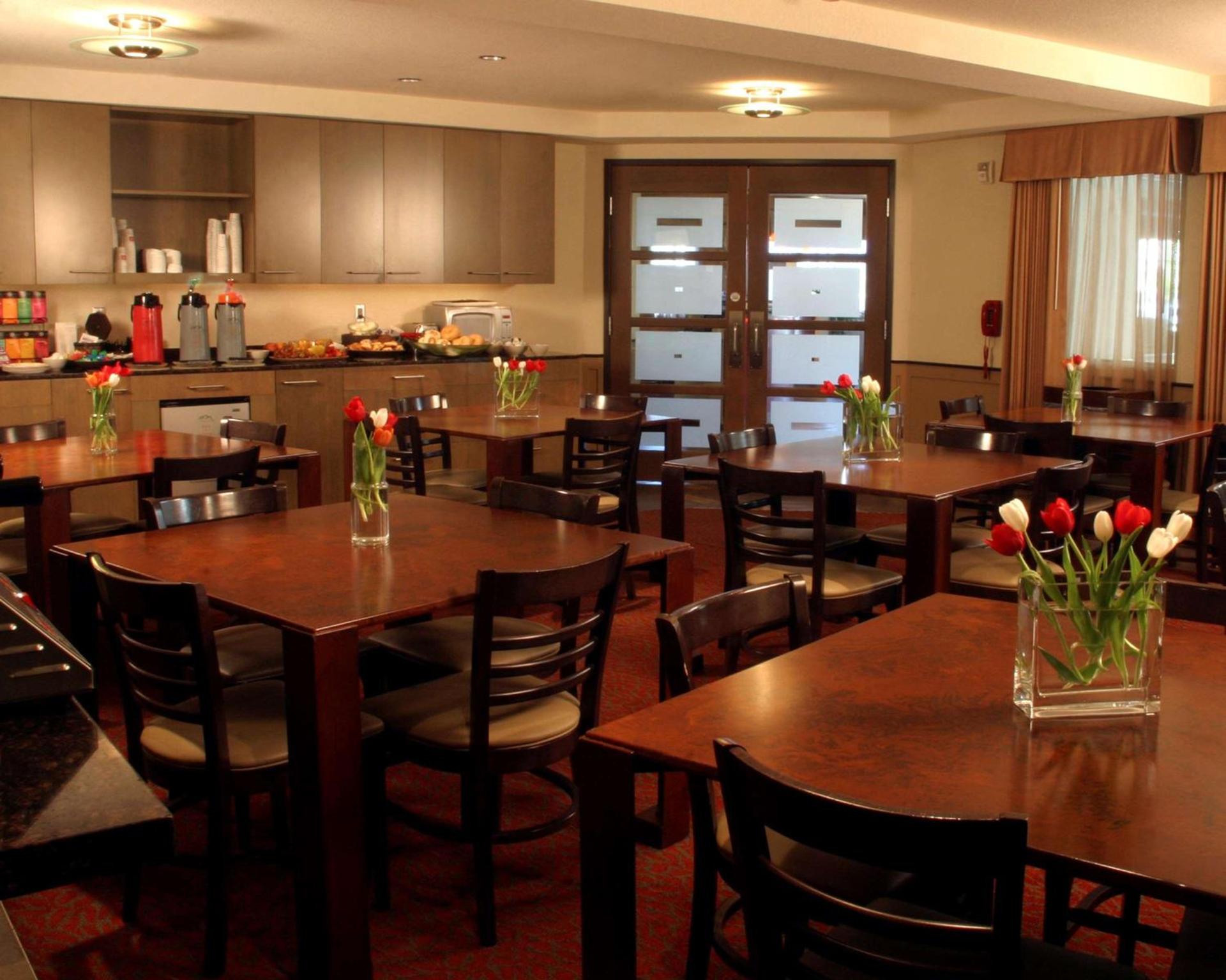 Best Western Snowcap Lodge photo 24
