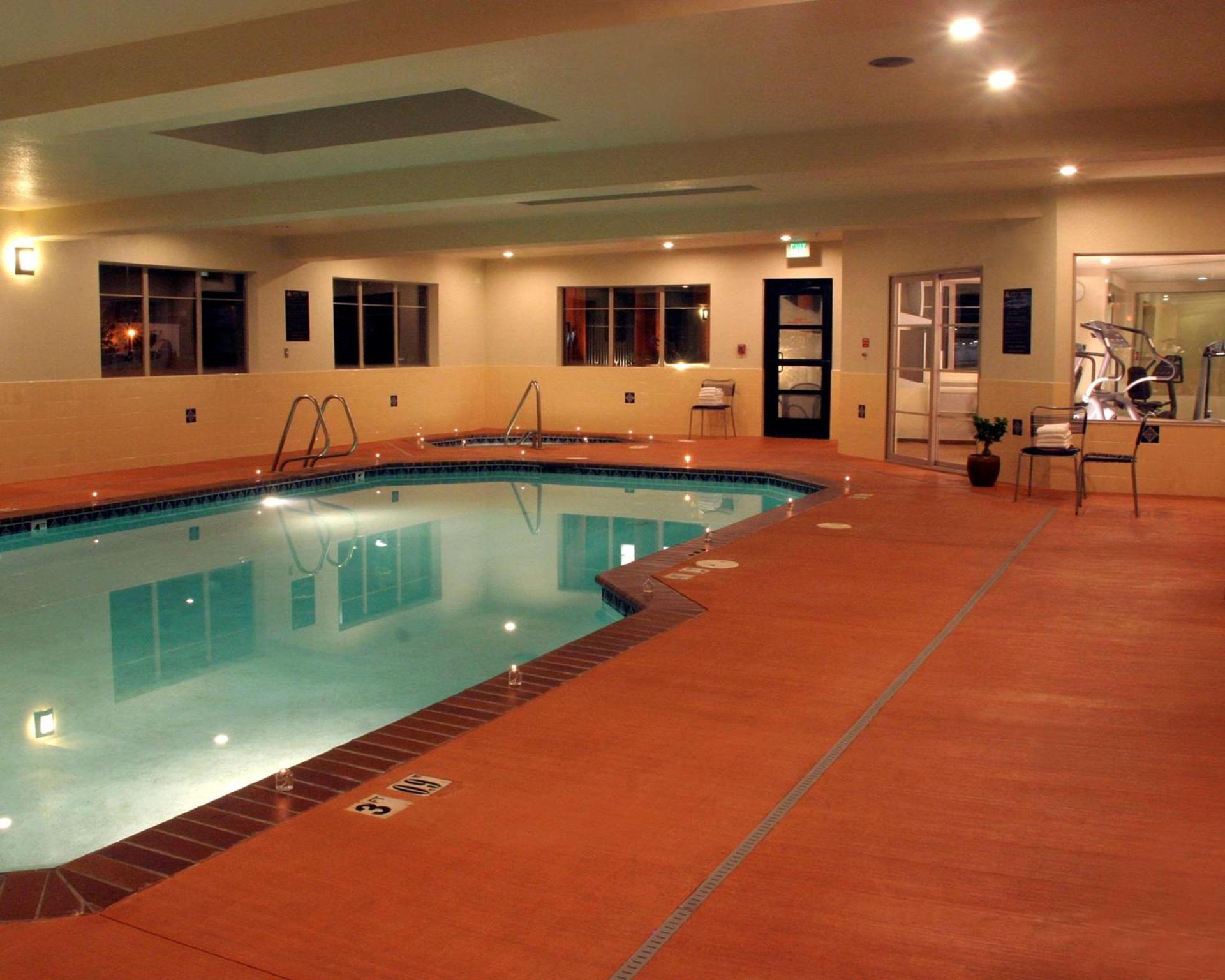 Best Western Snowcap Lodge photo 26