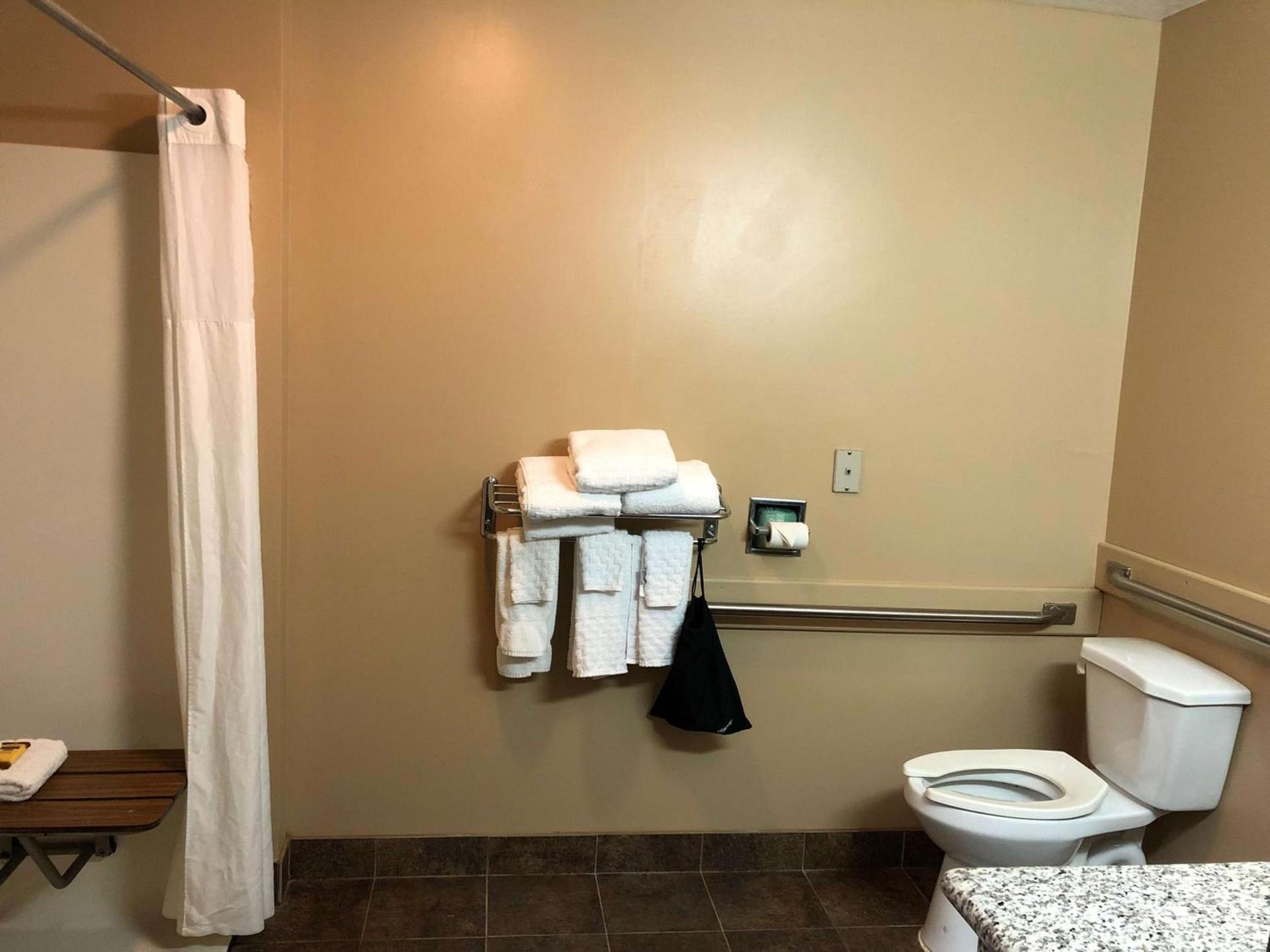 Best Western Plus Coldwater Hotel photo 20