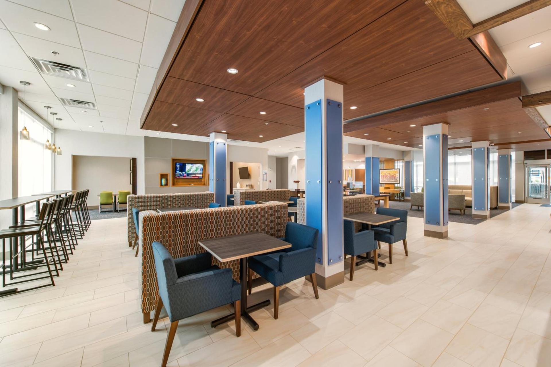 Holiday Inn Express & Suites - Carrollton West by IHG photo 22