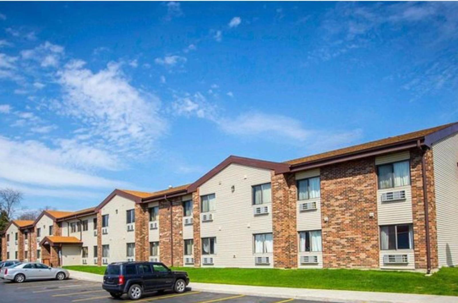 Baymont by Wyndham Joliet photo 51