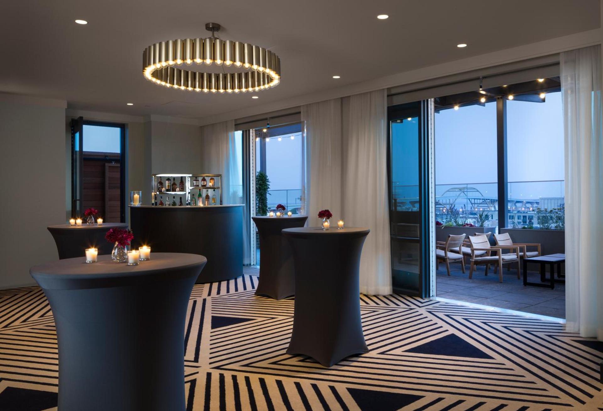 Kimpton Journeyman Hotel by IHG photo 55