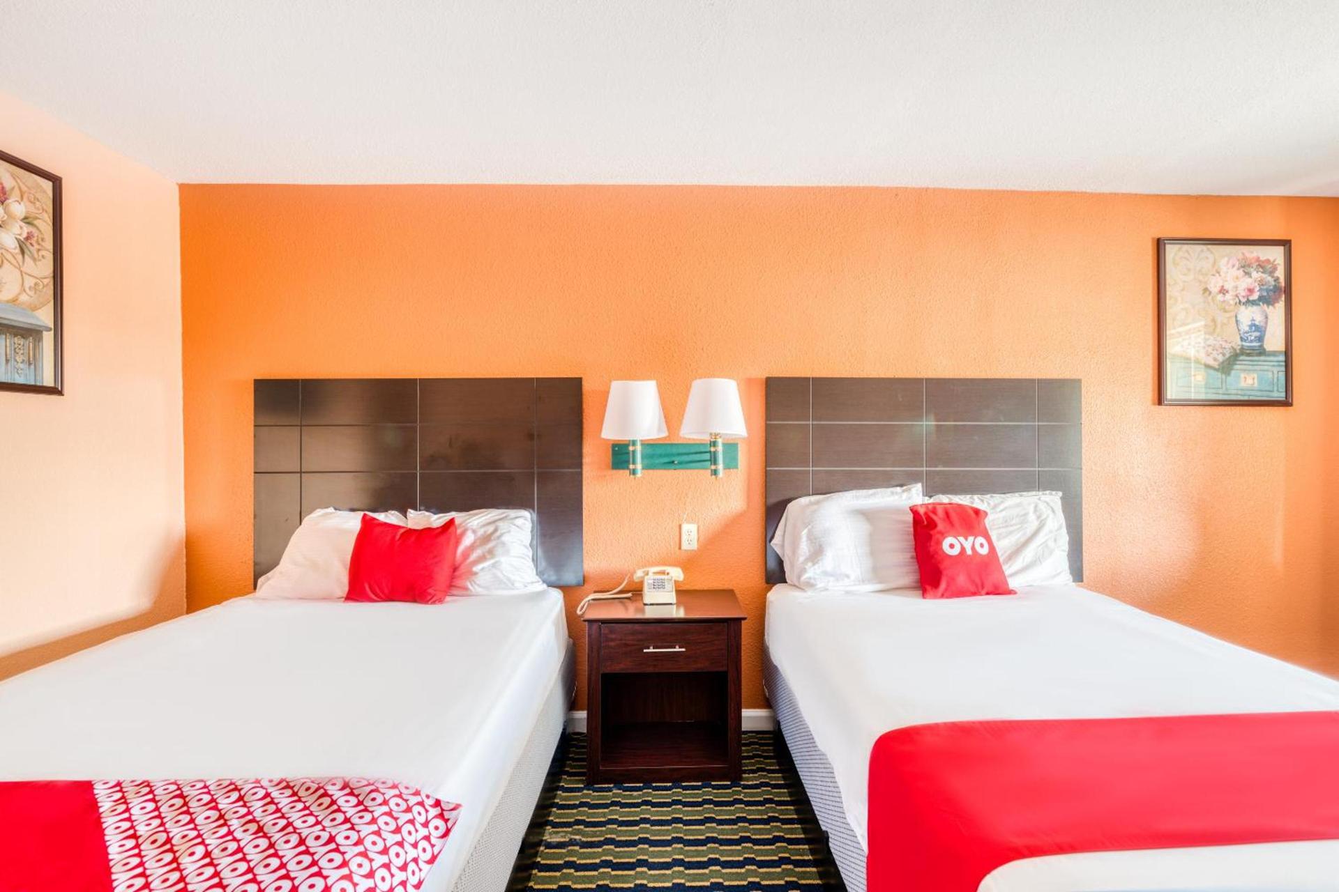 Sienna Inn Channelview, TX photo 11