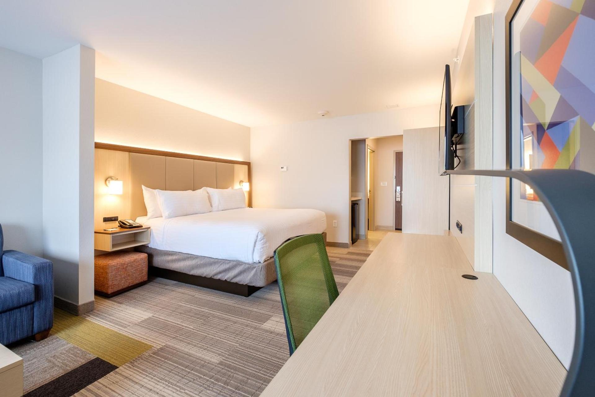 Holiday Inn Express & Suites Eagan - Minneapolis Area by IHG photo 24