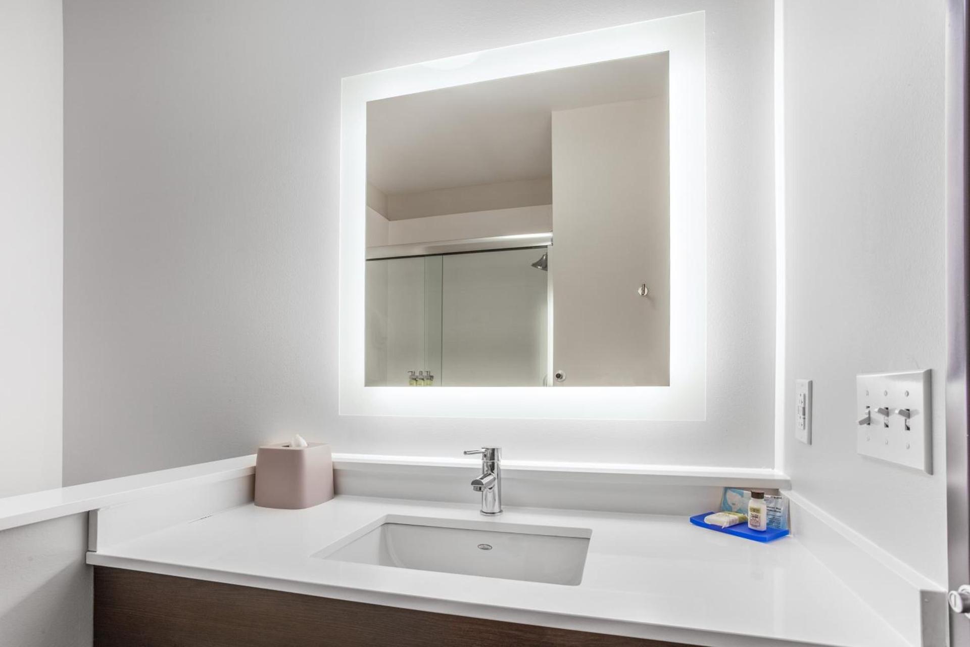 Holiday Inn Express & Suites - Ottawa by IHG photo 16