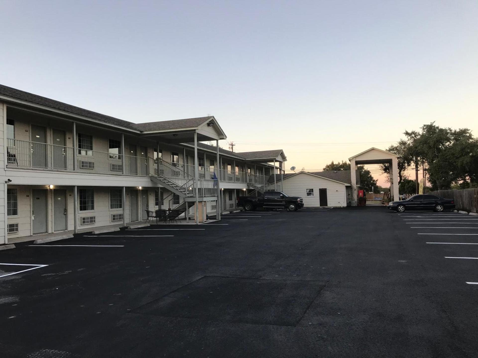 Cedar Creek Inn photo 29