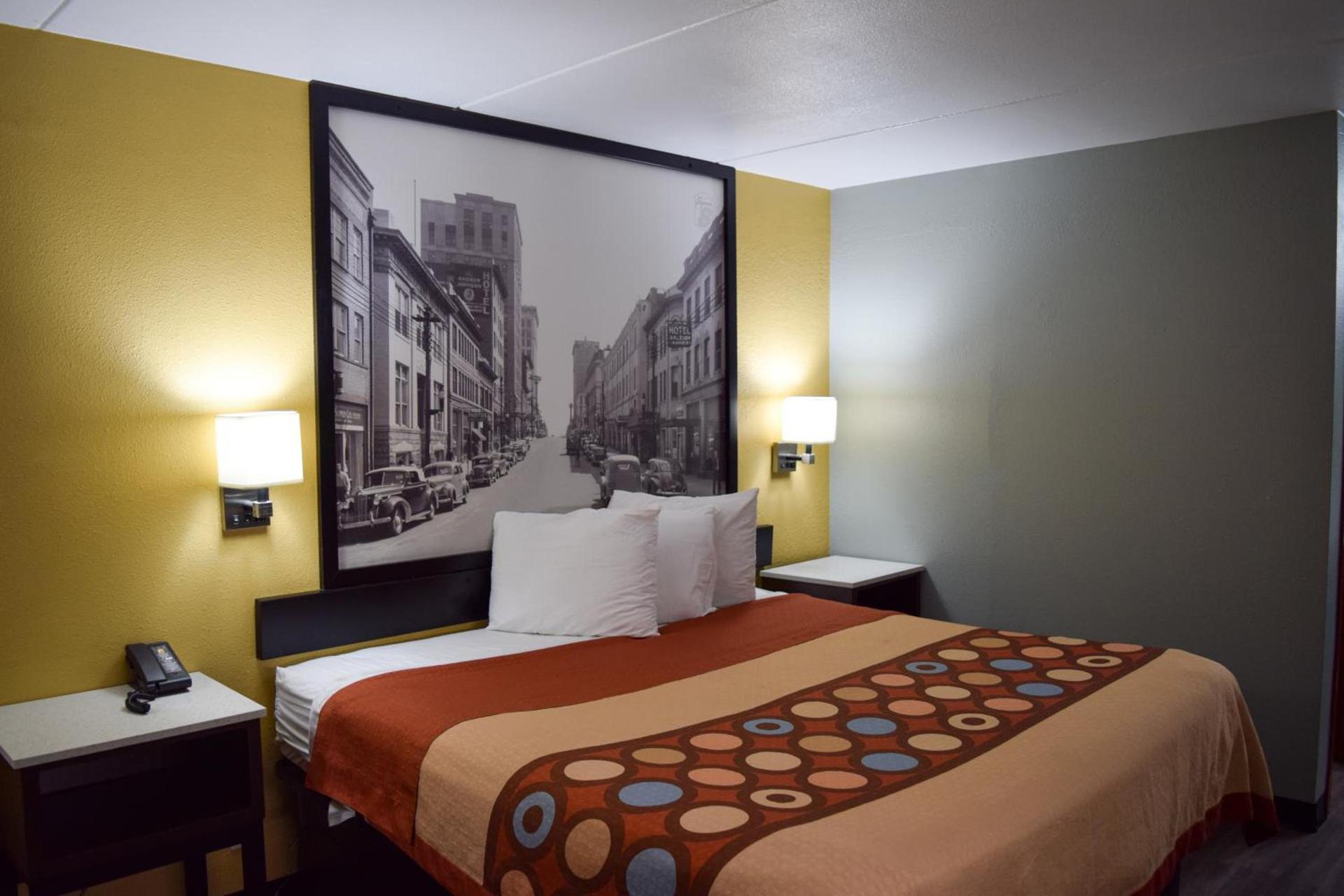 Super 8 by Wyndham Raleigh Downtown photo 30