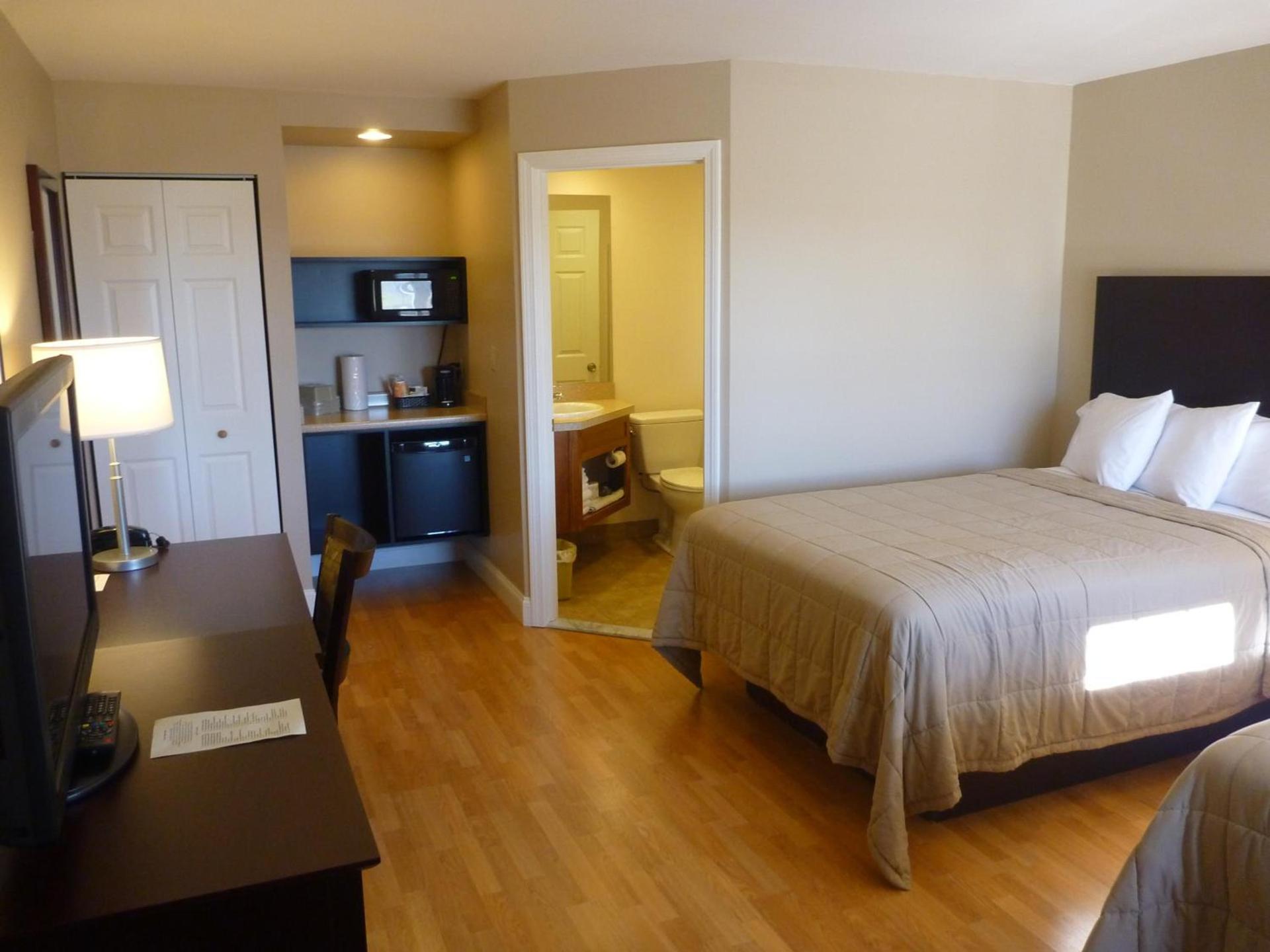Yankee Clipper Motel photo 17