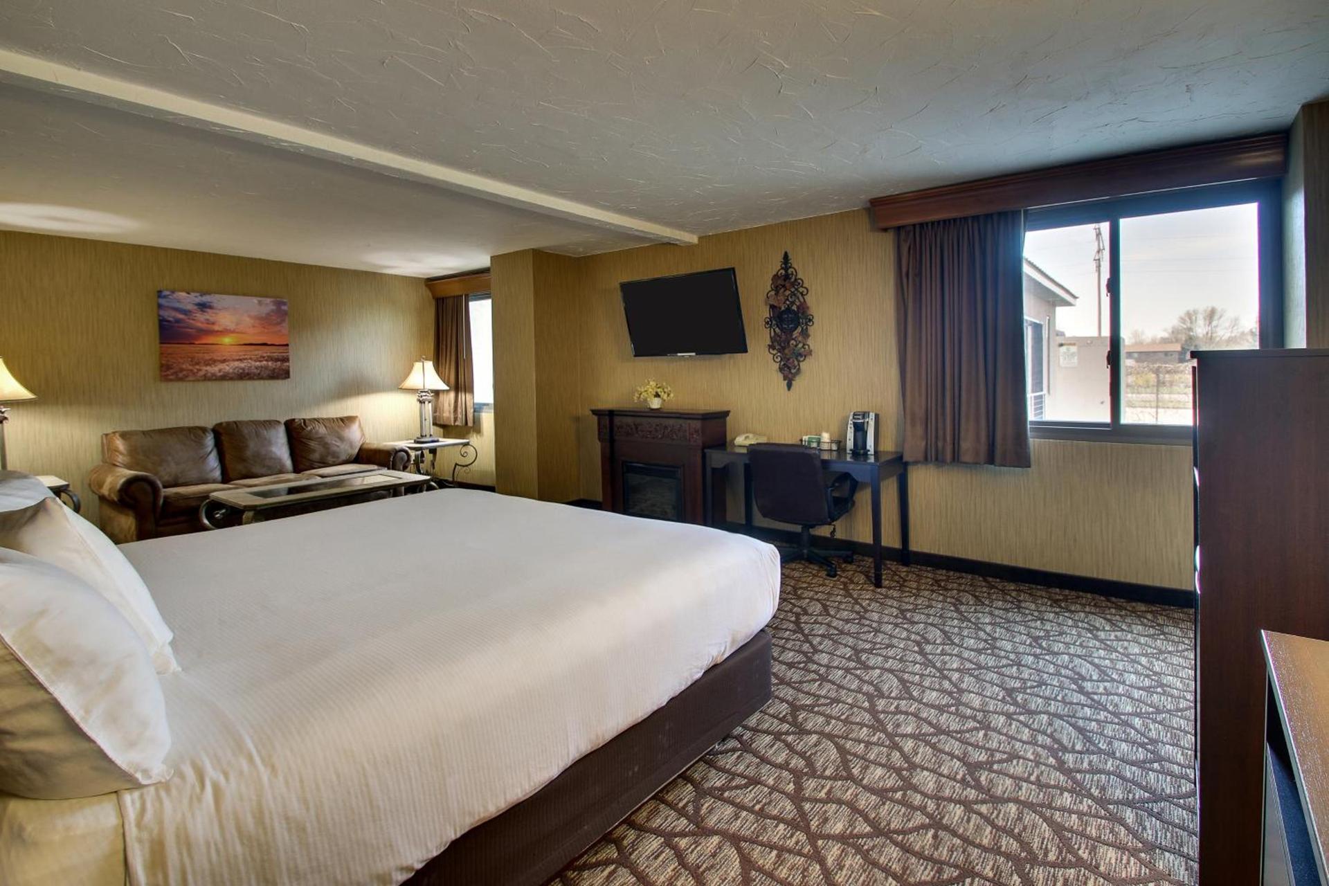 EverSpring Inn photo 37