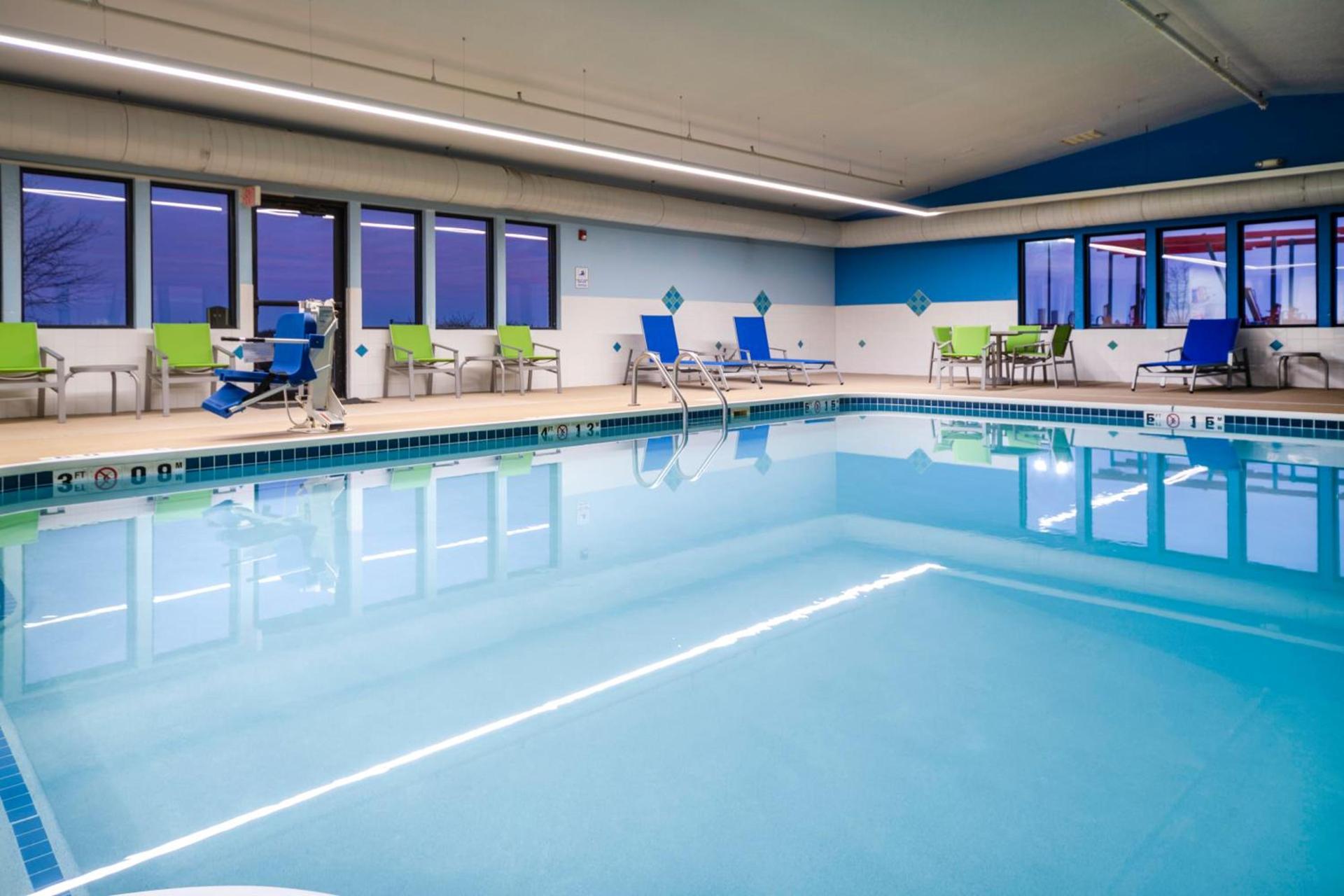 Holiday Inn Express Rochelle by IHG photo 44