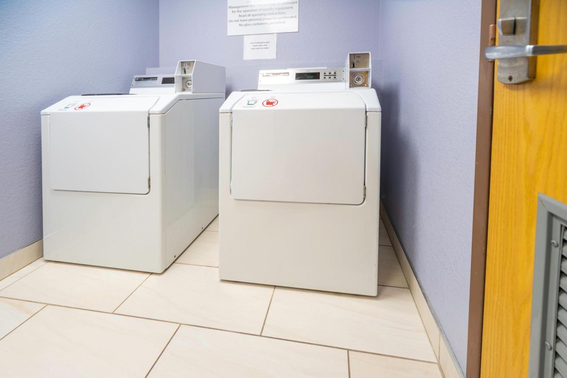 Holiday Inn Express Rochelle by IHG photo 33