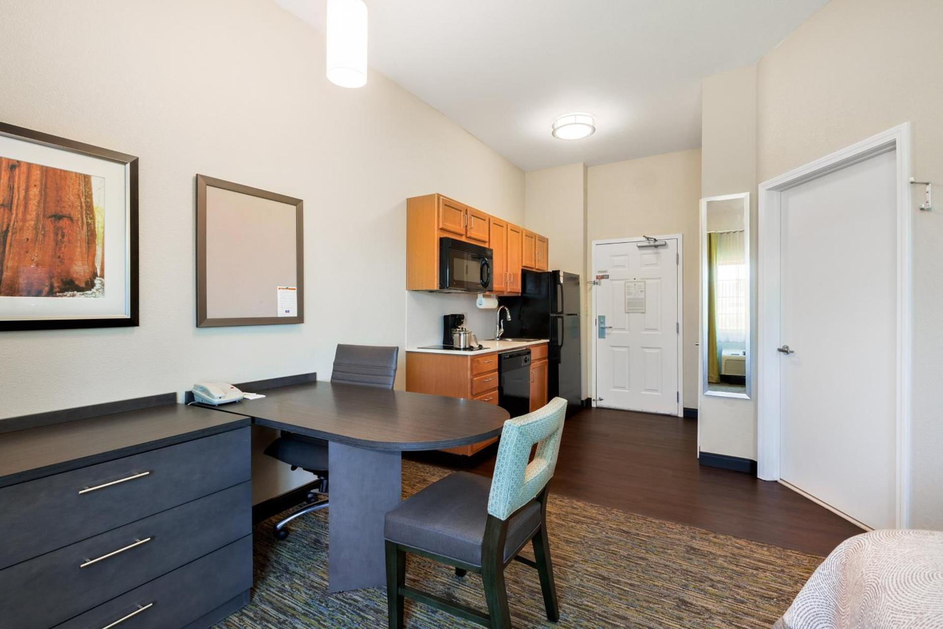 Candlewood Suites Medford by IHG photo 13
