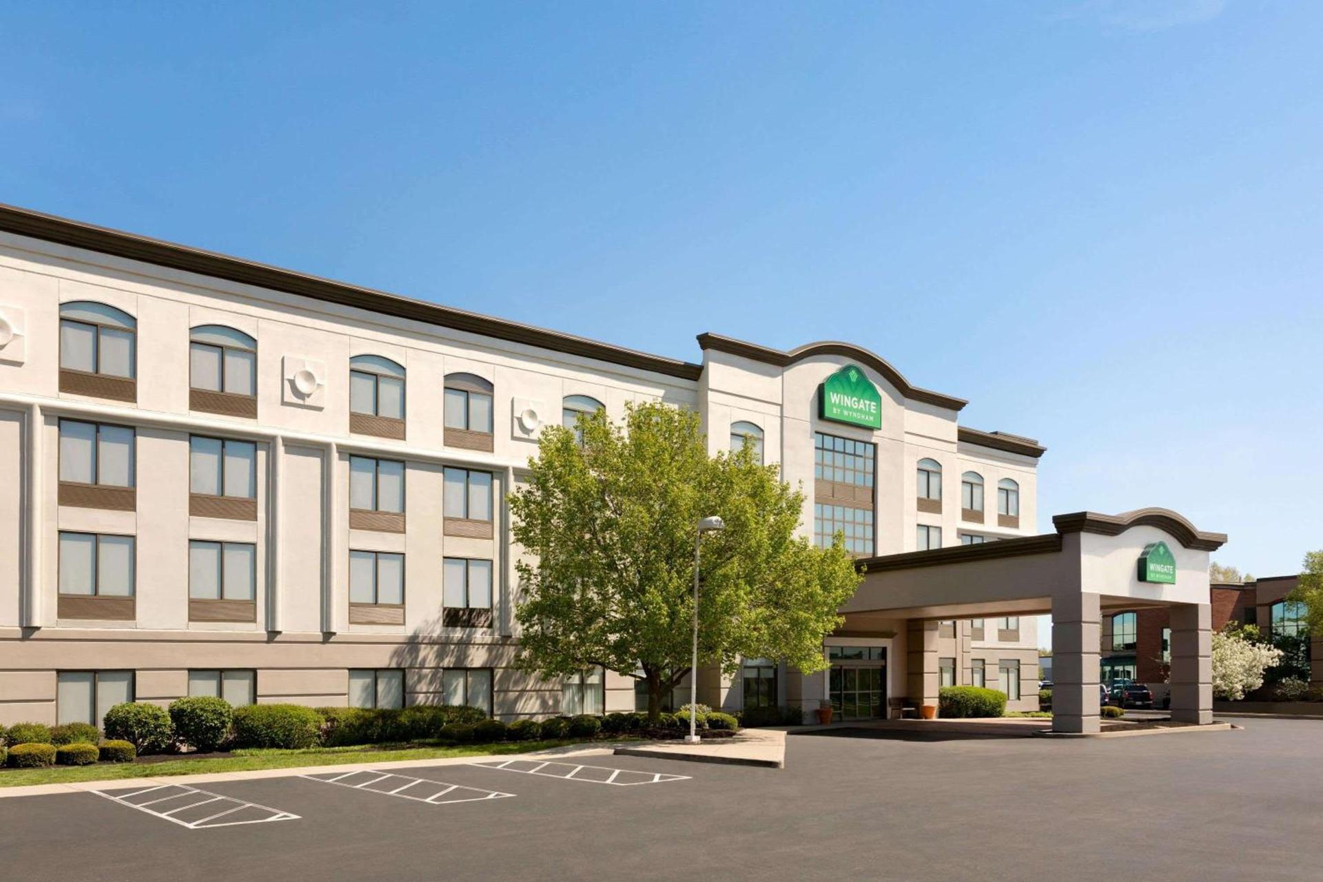 Wingate by Wyndham Cincinnati Blue Ash photo 21
