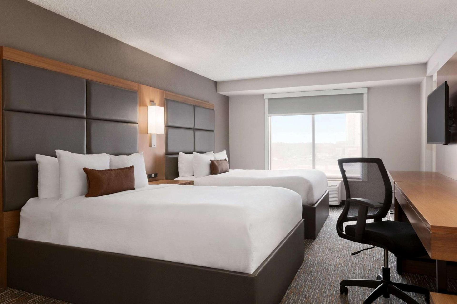 Wingate by Wyndham Cincinnati Blue Ash photo 27
