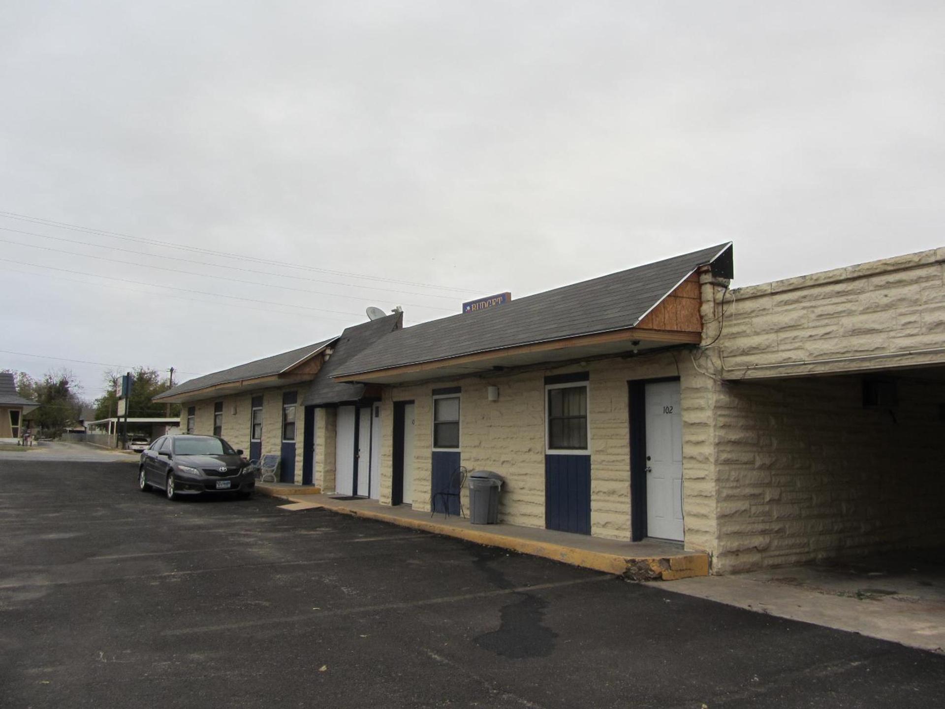 Budget Inn Ballinger photo 22