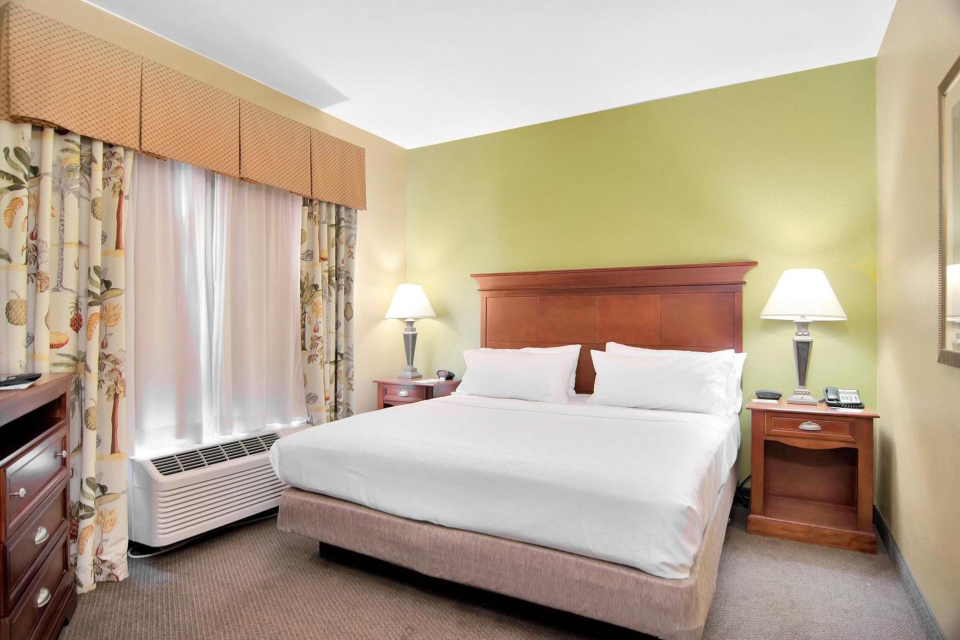 Holiday Inn Express Hotel & Suites DFW West - Hurst by IHG photo 28