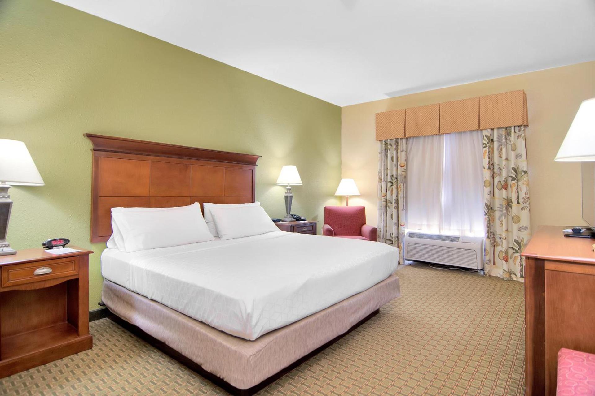 Holiday Inn Express Hotel & Suites DFW West - Hurst by IHG photo 34