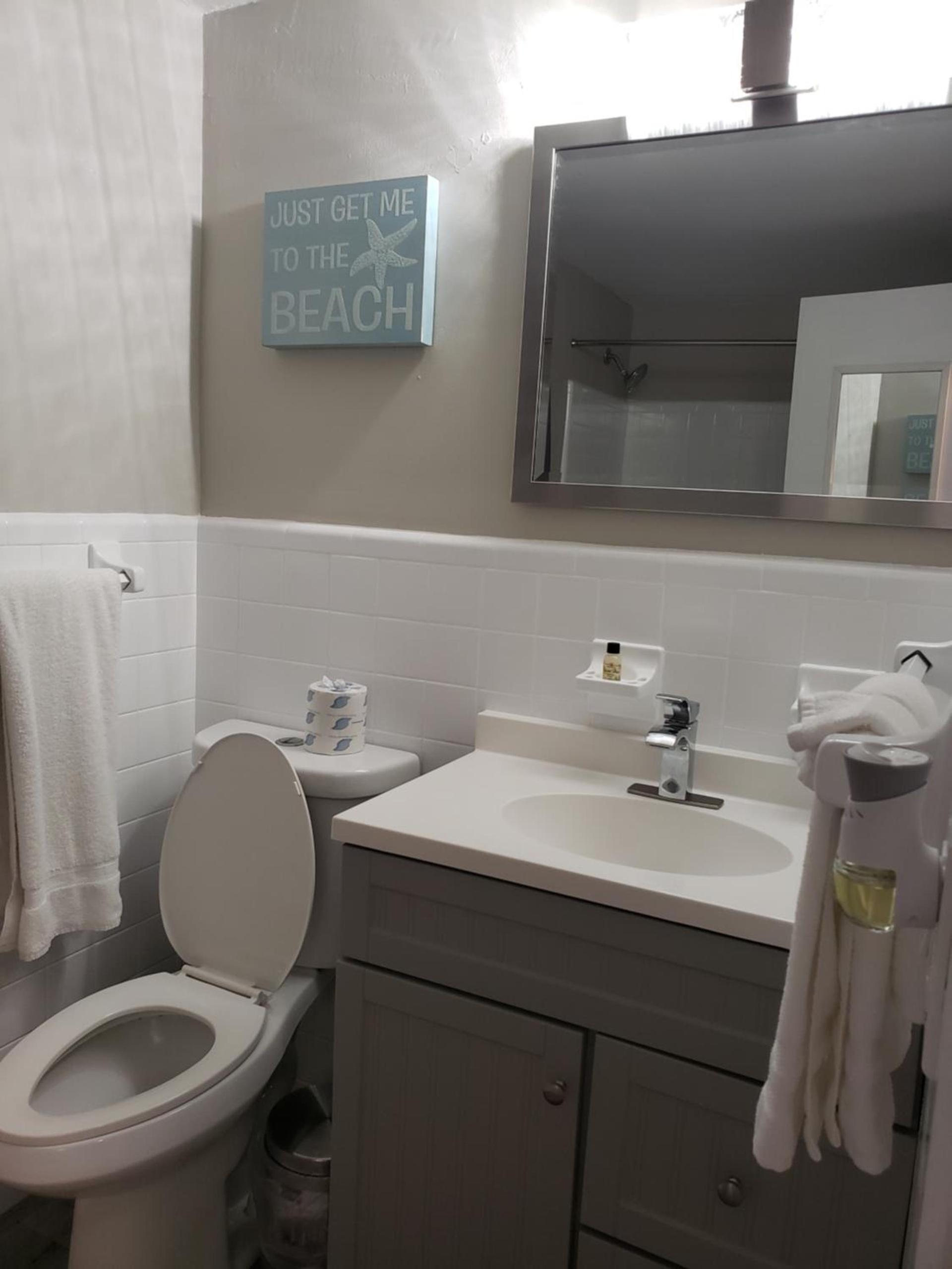 Ashley Brooke Beach Resort photo 16