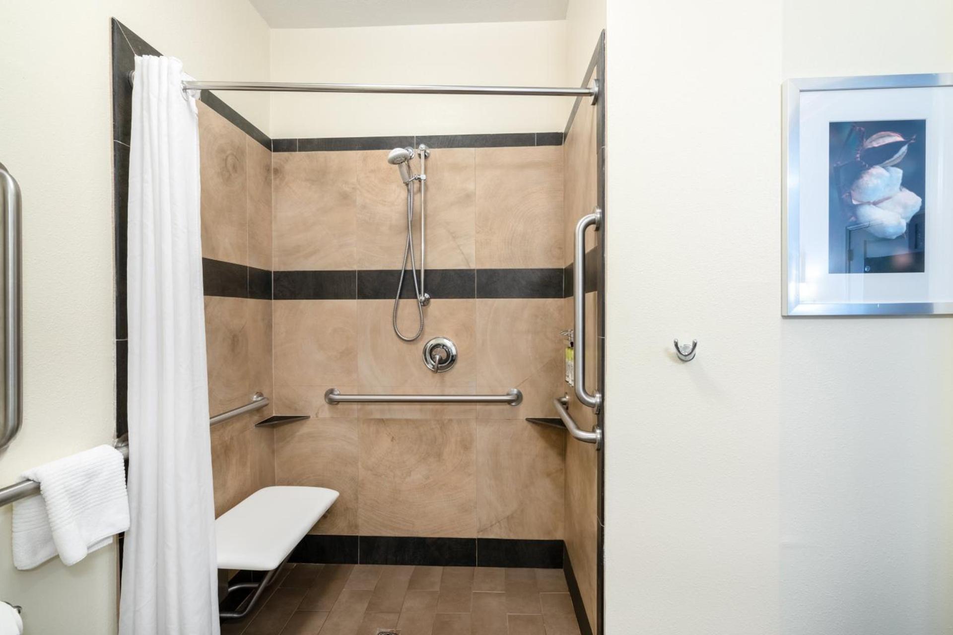 Candlewood Suites Auburn by IHG photo 11
