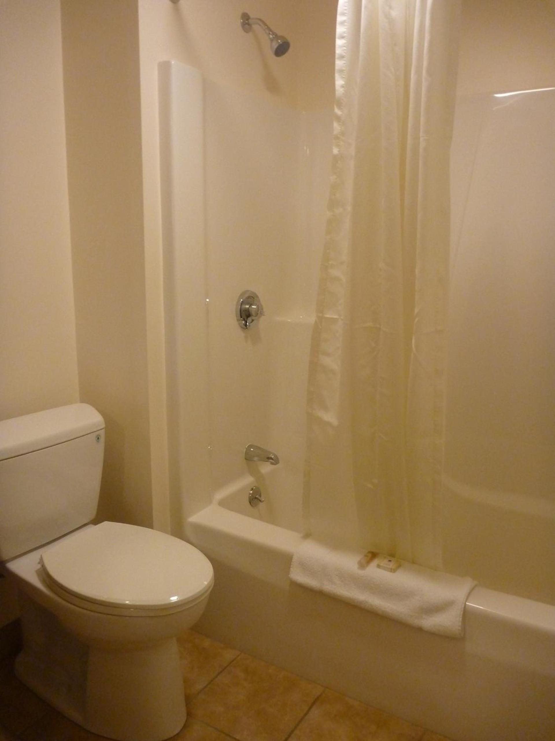 Yankee Clipper Motel photo 14