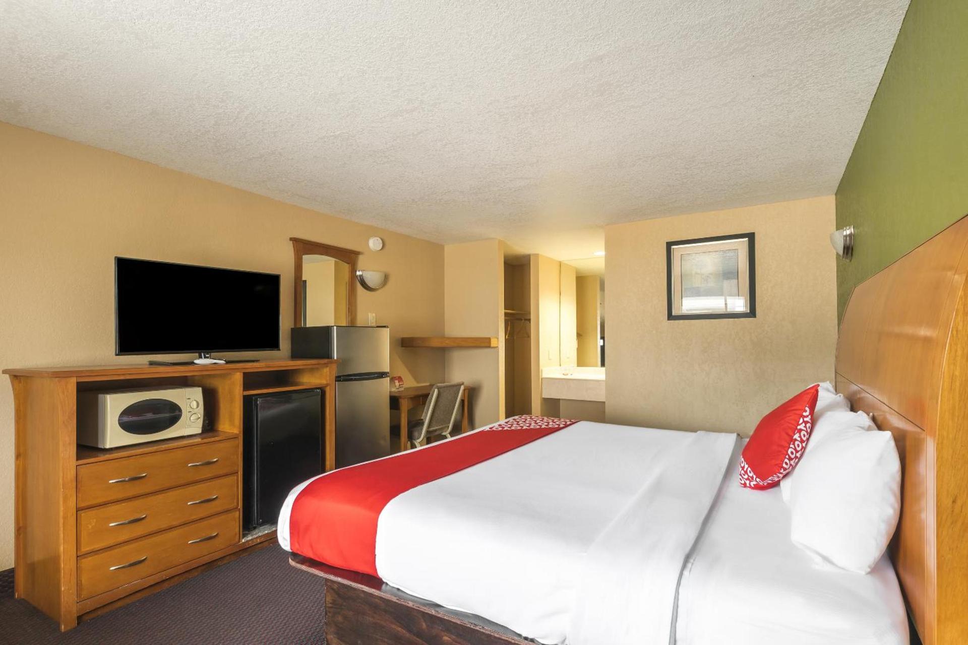 OYO Hotel Jewett TX Southwest, I-45 photo 10