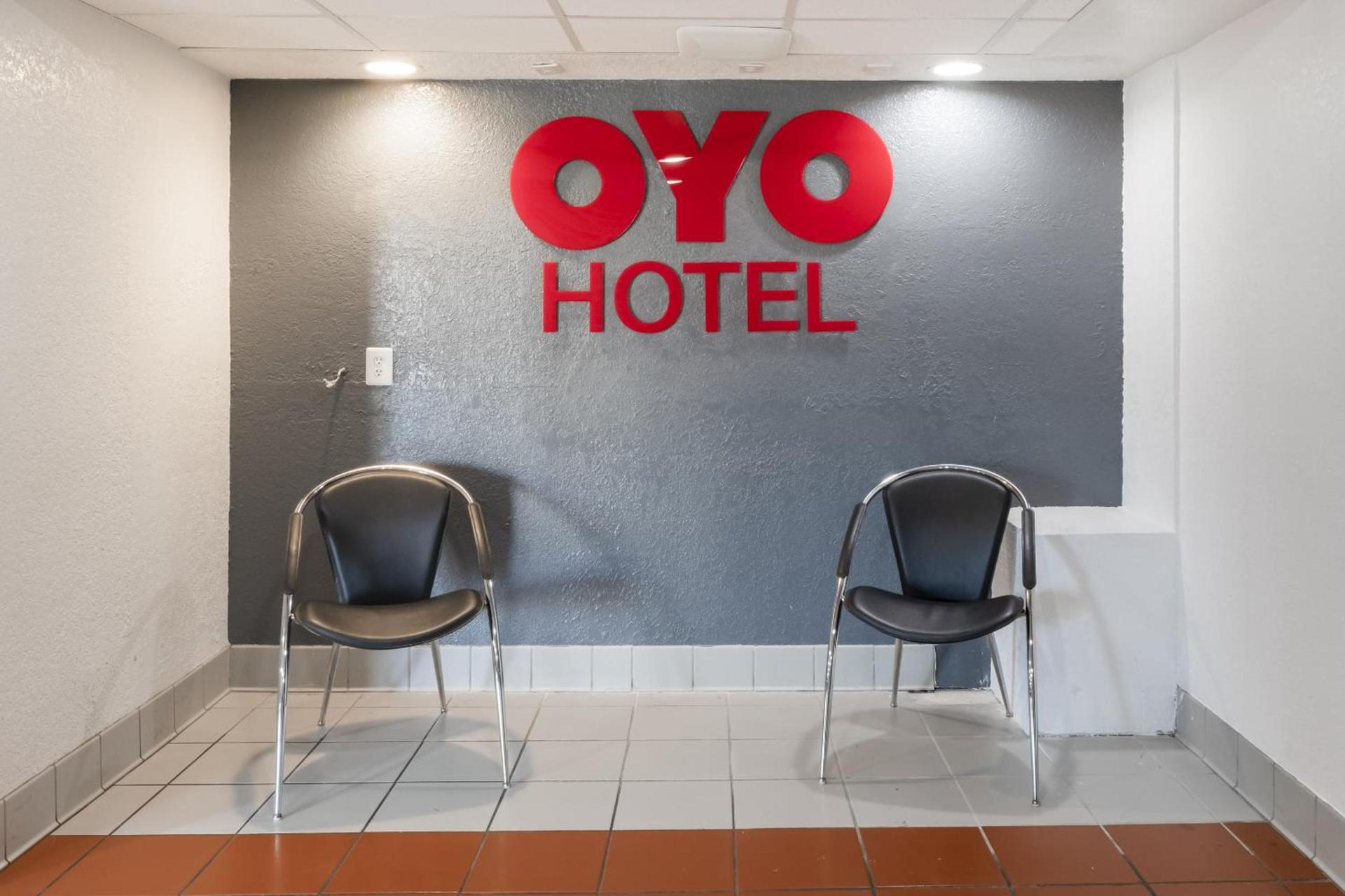 OYO Hotel Houston Katy Freeway photo 57
