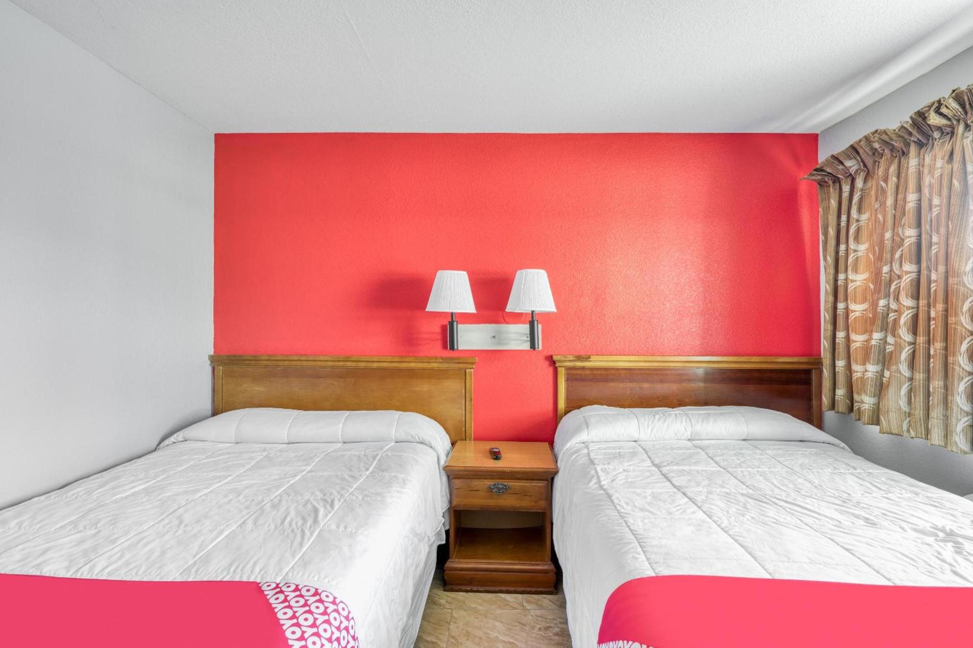 OYO Hotel Houston Southwest I-69 photo 2