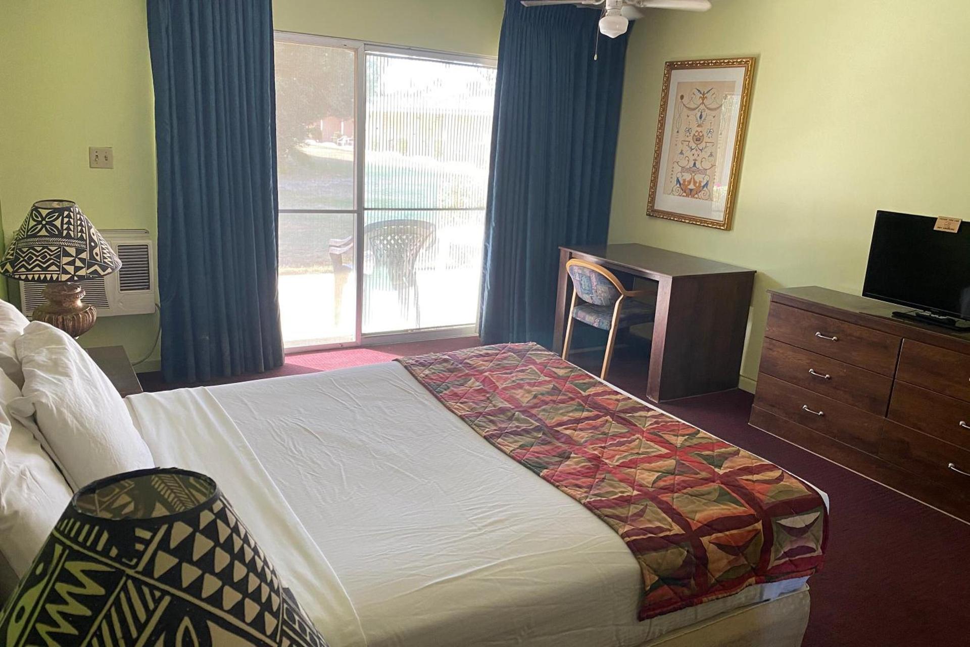OYO Hotel Yuma AZ Desert Grove photo 51