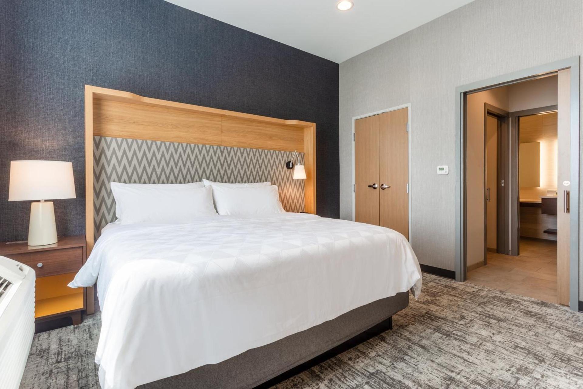 Holiday Inn & Suites Cedar Falls-Waterloo Event Ctr by IHG photo 28