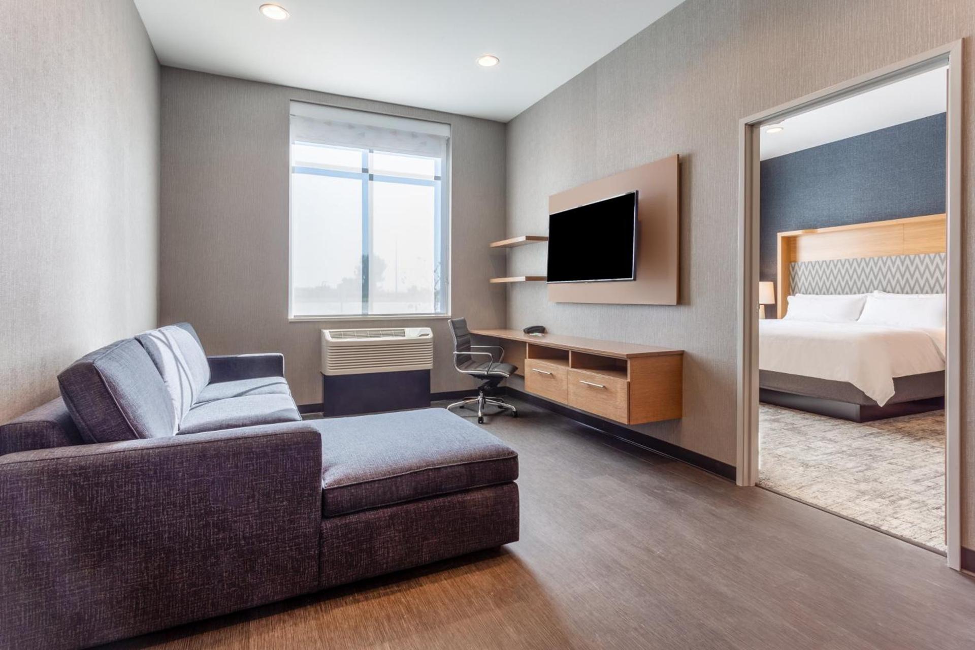 Holiday Inn & Suites Cedar Falls-Waterloo Event Ctr by IHG photo 19