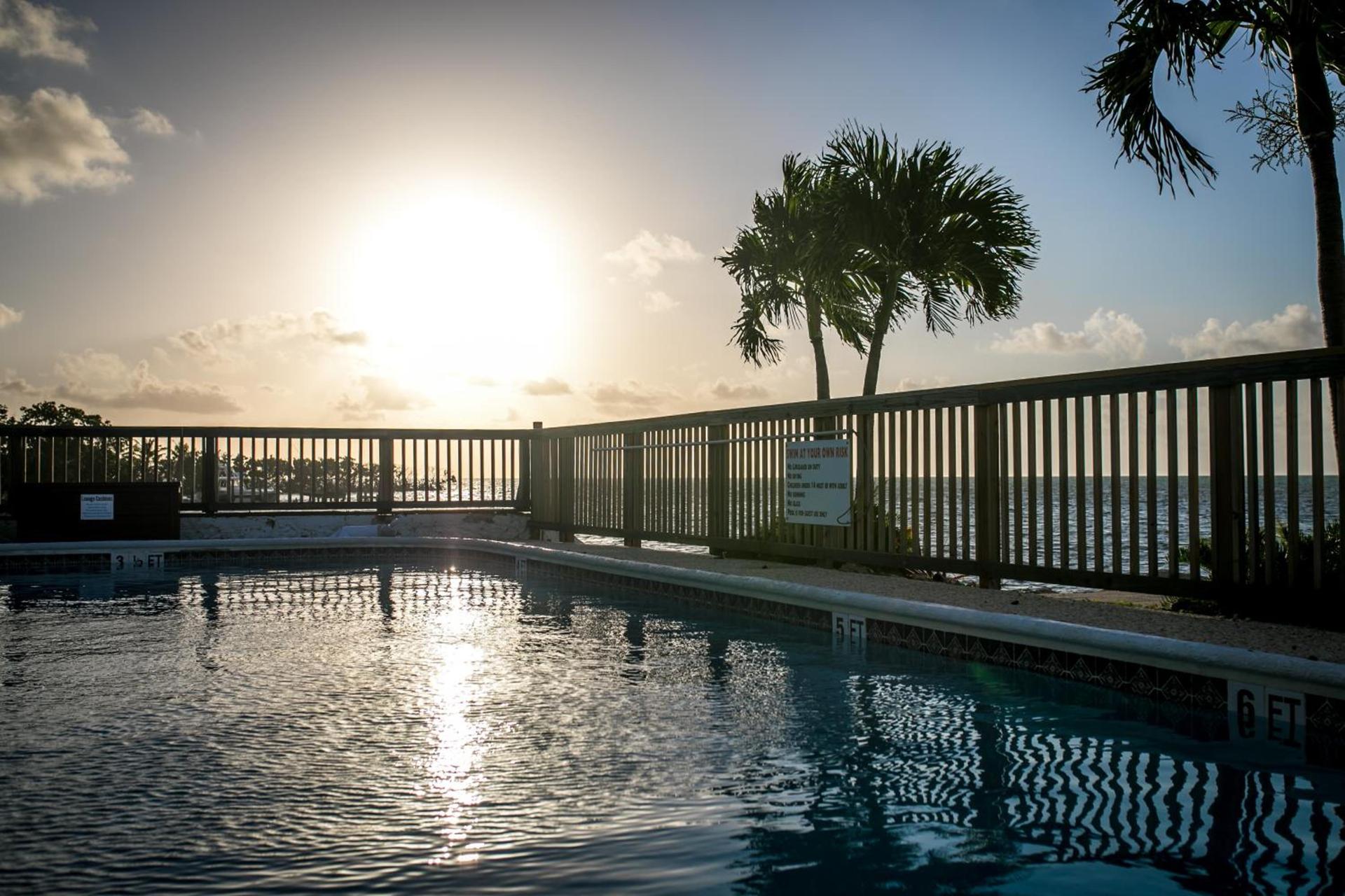 Ragged Edge Resort & Marina photo 5