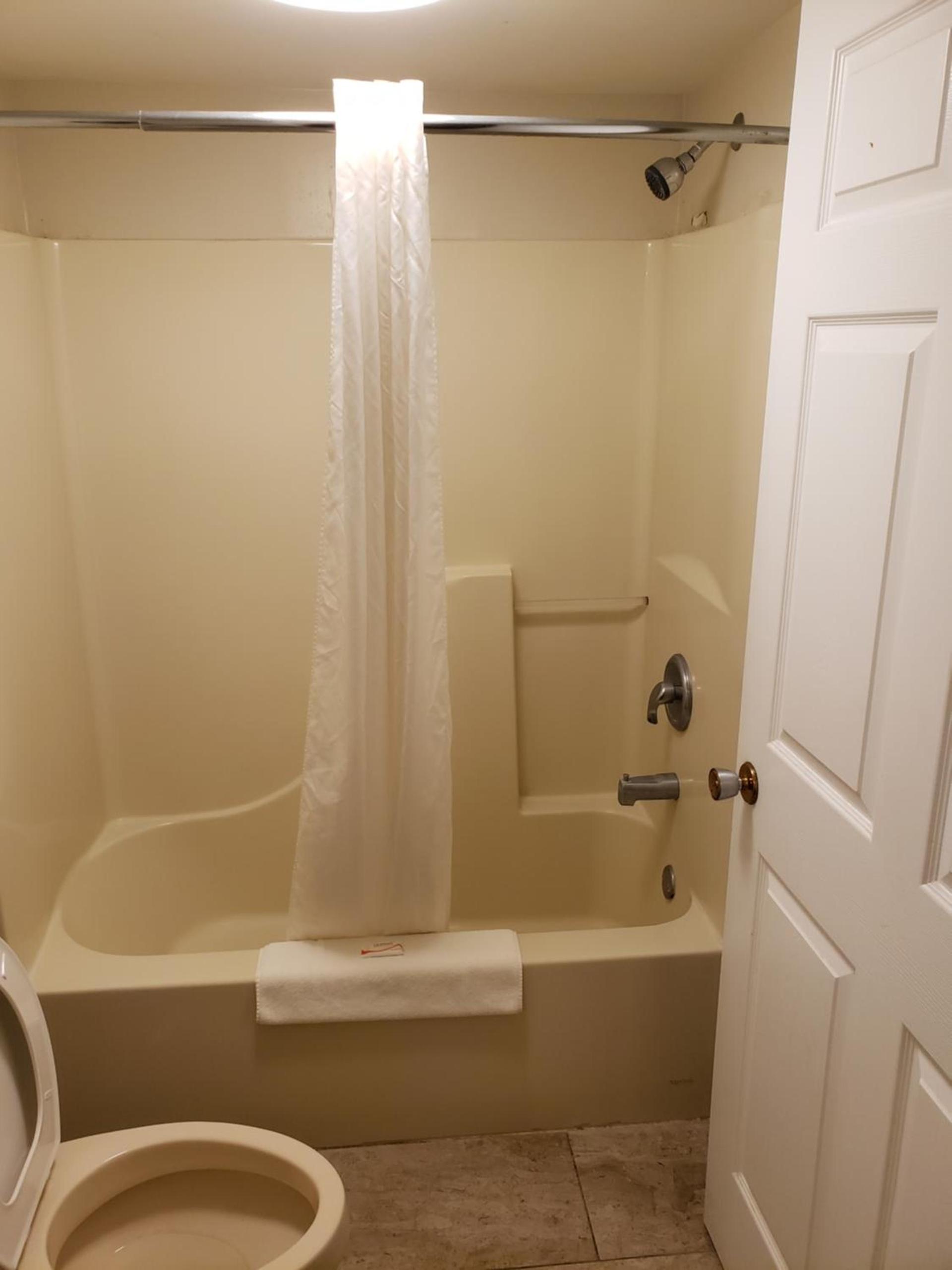 Peach Tree Inn photo 6