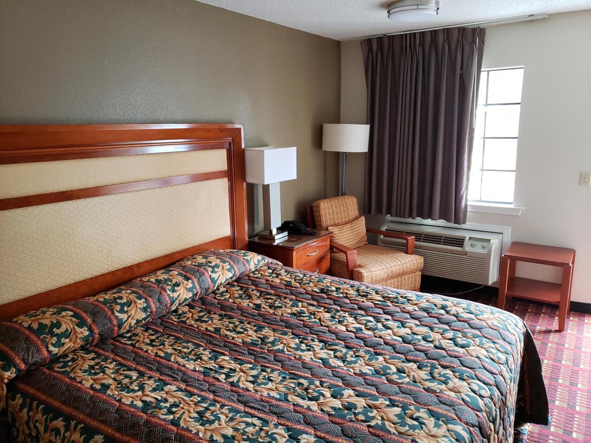 Peach Tree Inn photo 19