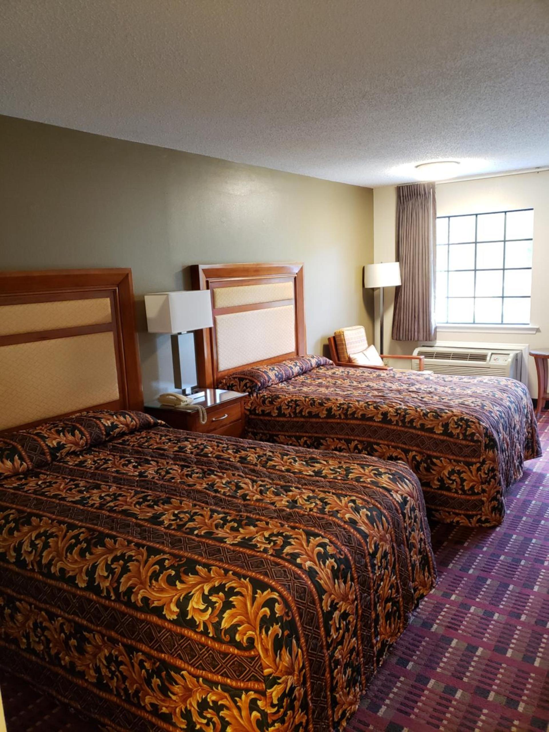 Peach Tree Inn photo 9