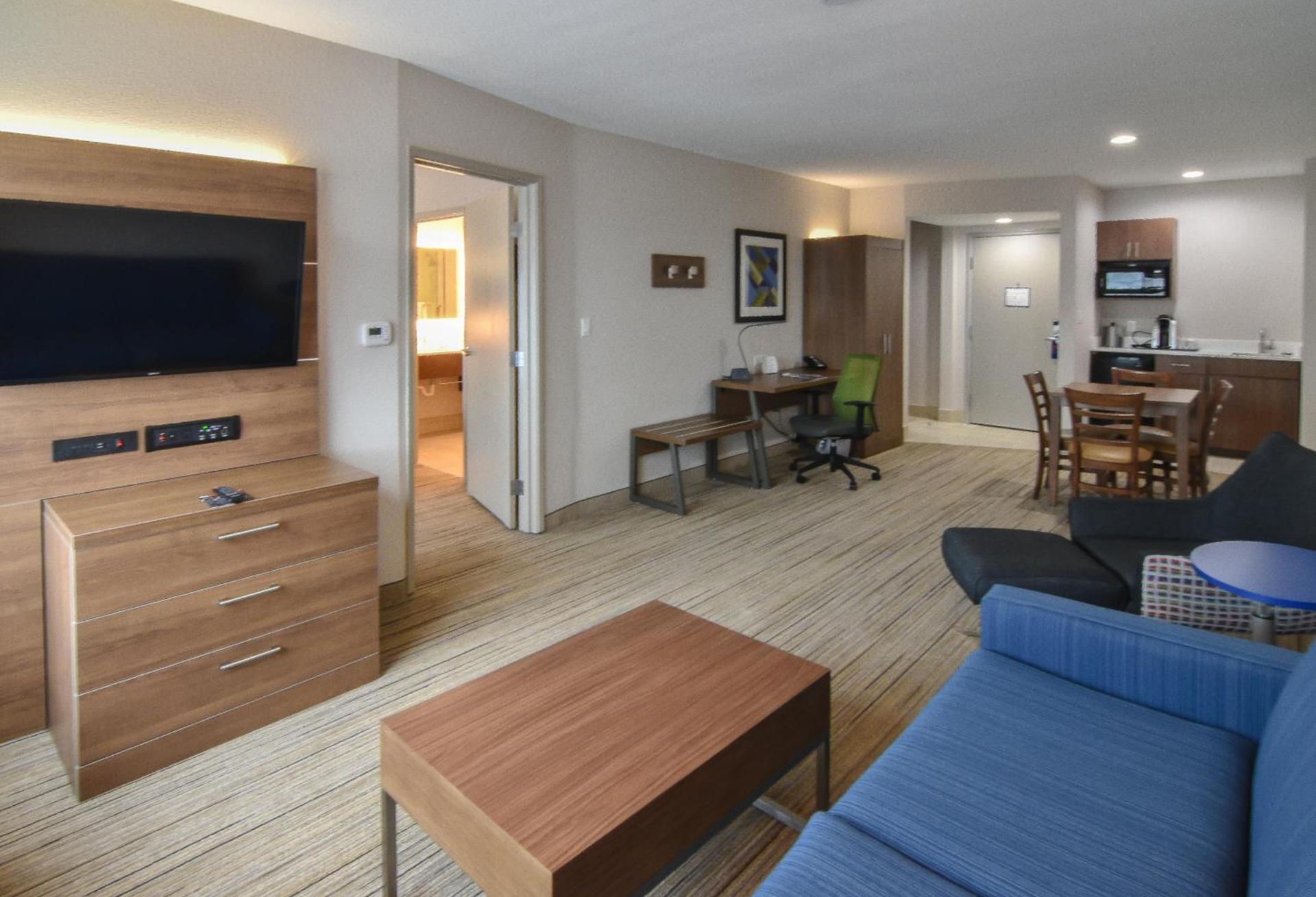 Holiday Inn Express & Suites - Indianapolis Northwest by IHG photo 34