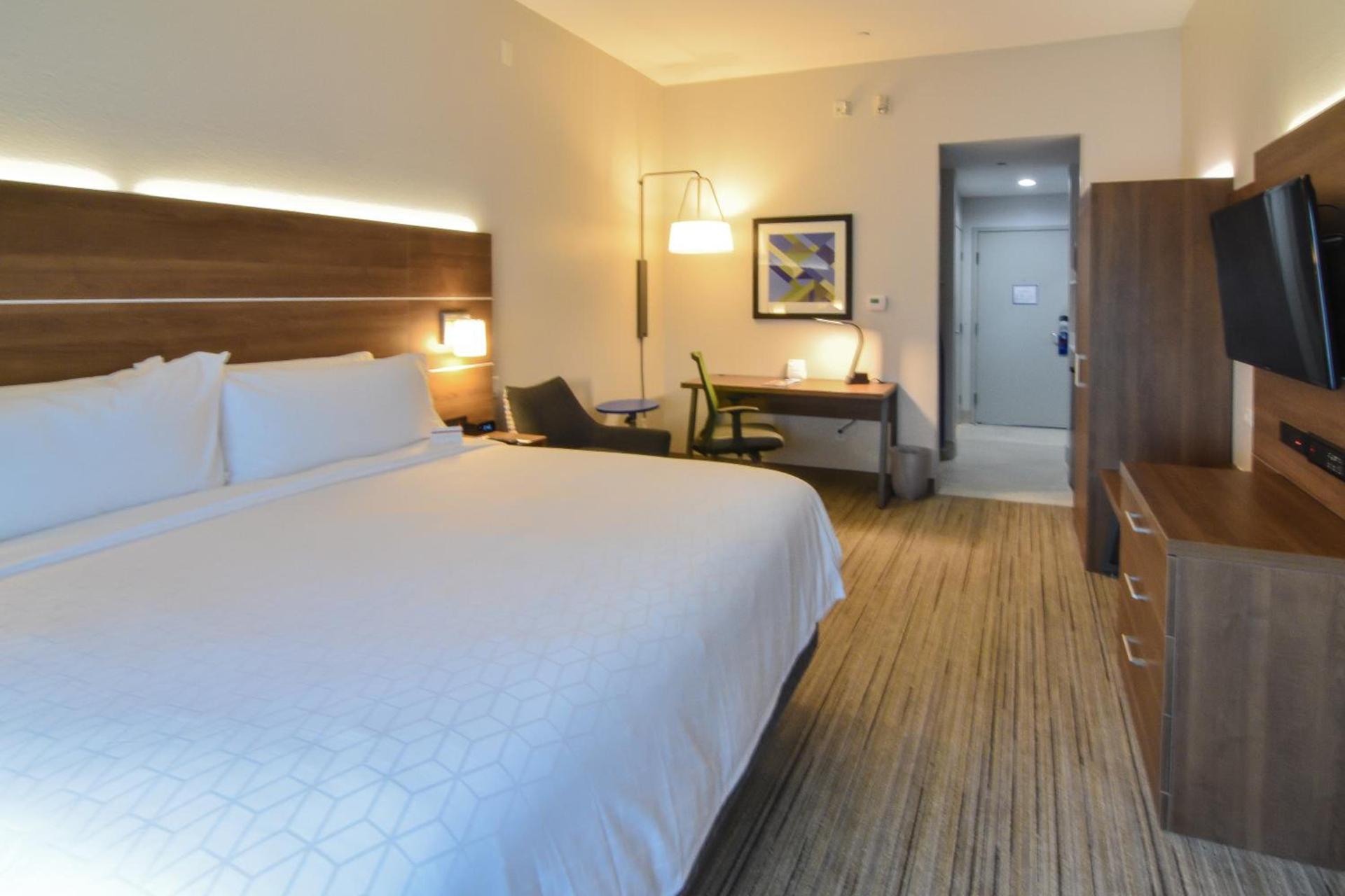 Holiday Inn Express & Suites - Indianapolis Northwest by IHG photo 48