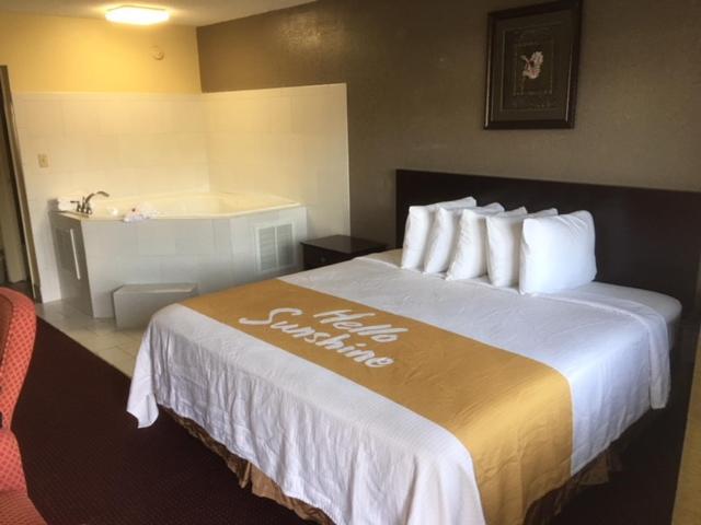 Days Inn by Wyndham Paintsville photo 15