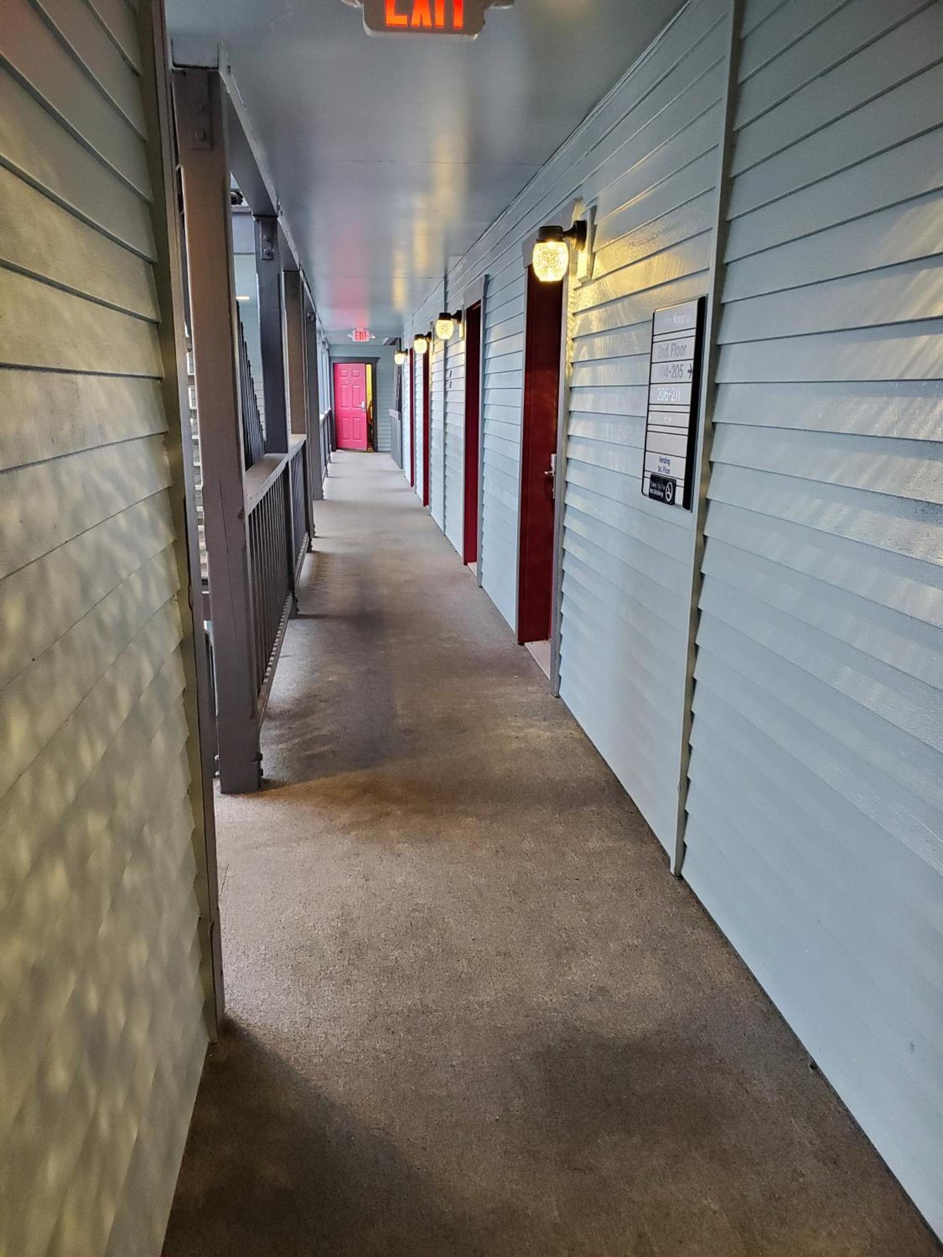 Water Front Inn photo 17