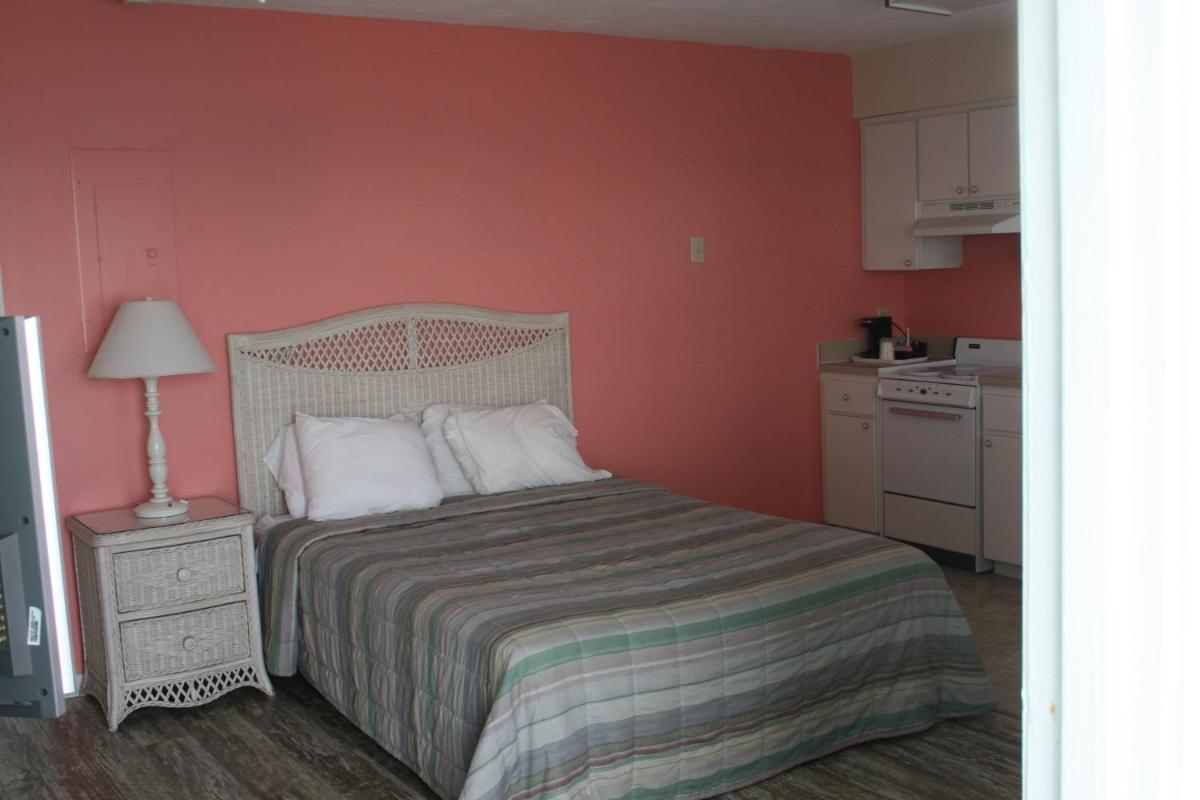 Beach Front Motel Cedar Key photo 10