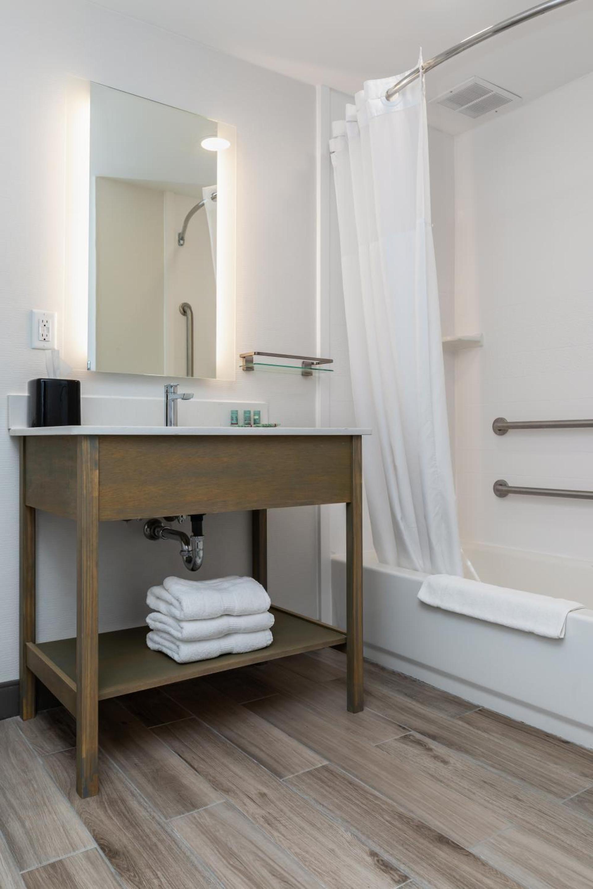 Best Western West Lebanon-Hanover photo 47
