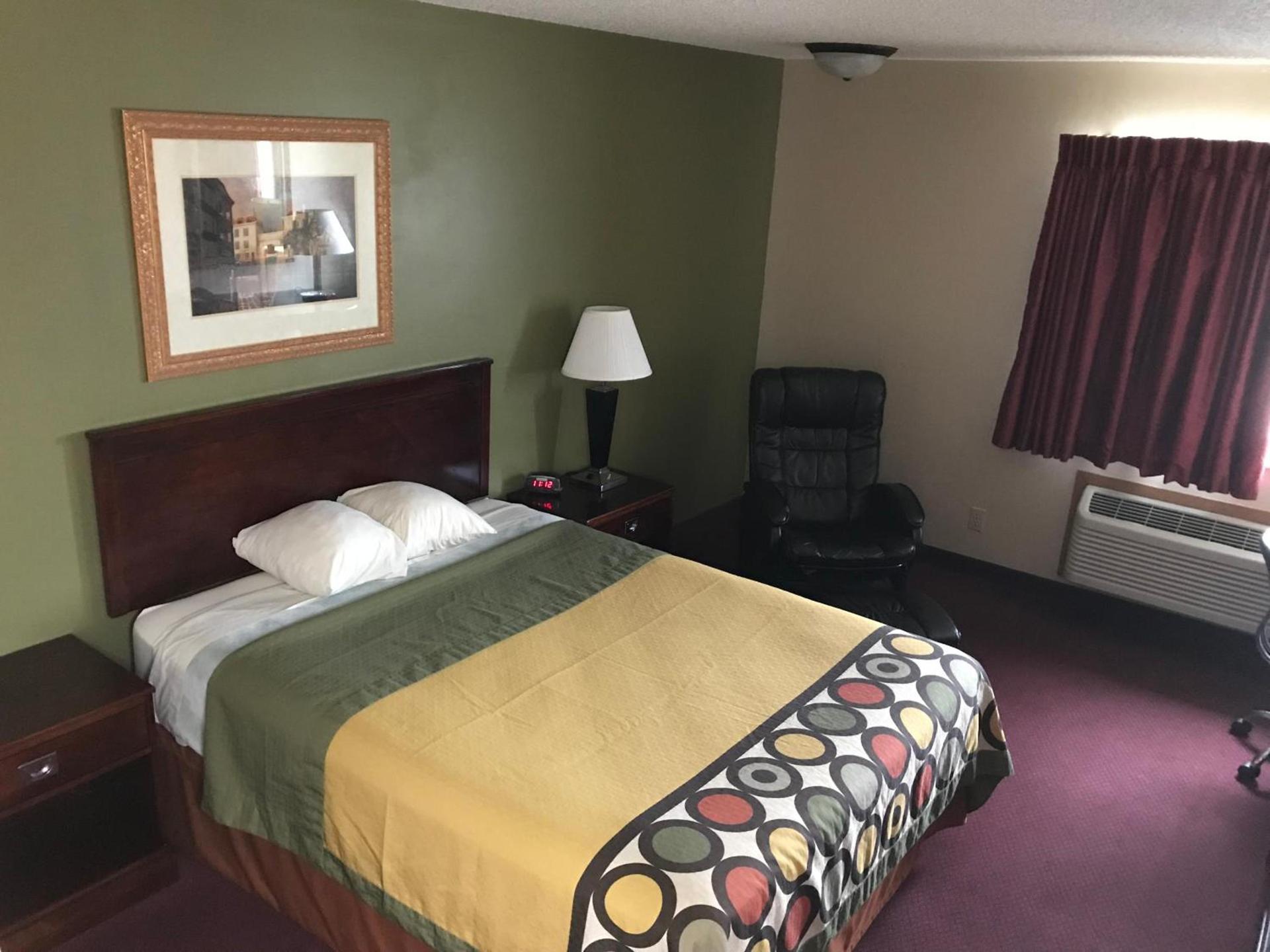 Heartland Hotel & Suites photo 17