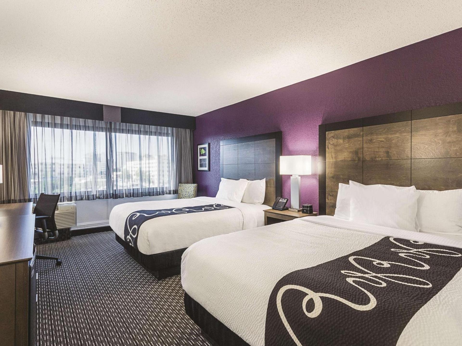 La Quinta by Wyndham Virginia Beach photo 13