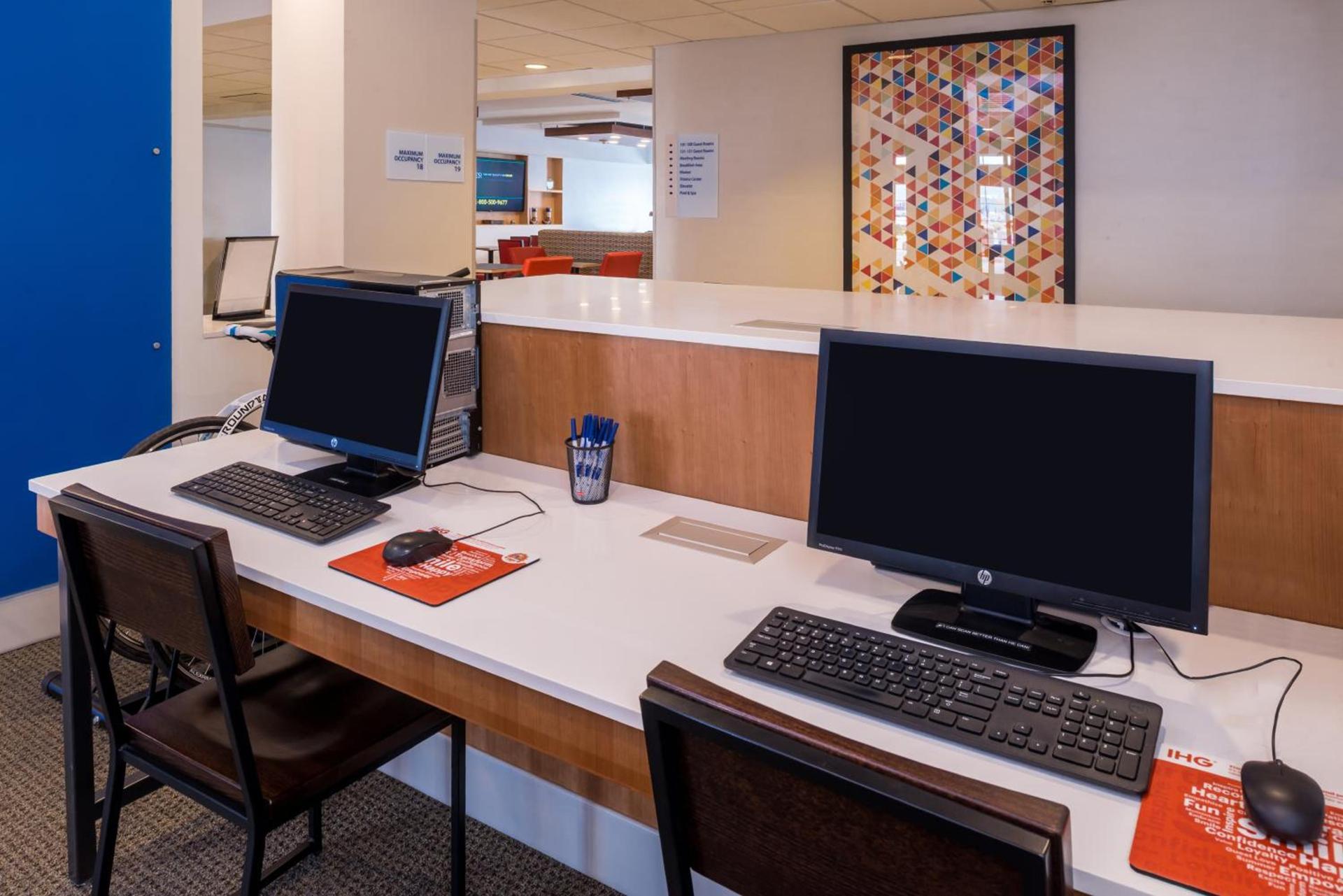 Holiday Inn Express Sierra Vista by IHG photo 48