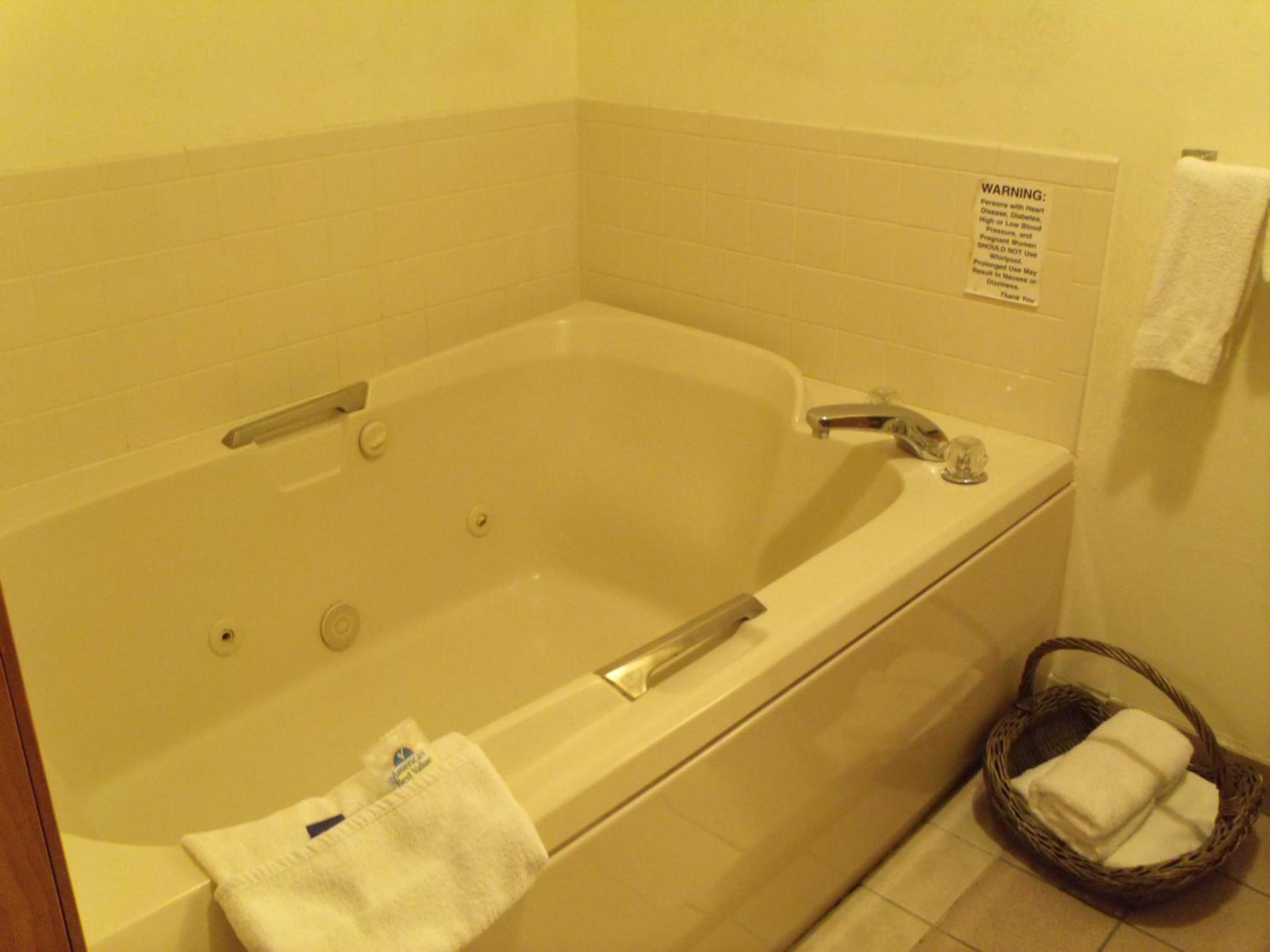 Americas Best Value Inn and Suites - Nevada photo 19