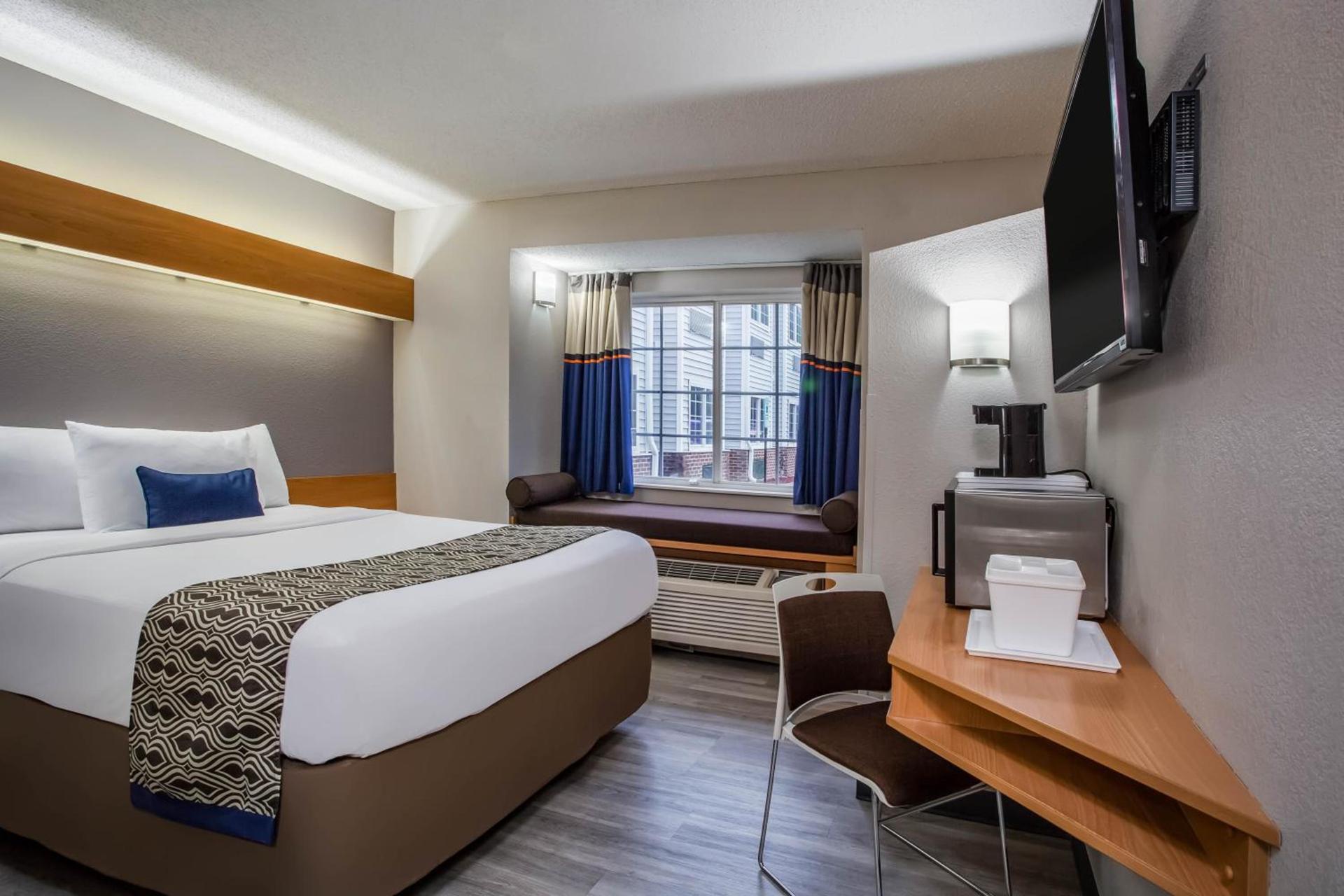 Microtel Inn & Suites by Wyndham Southern Pines Pinehurst photo 30