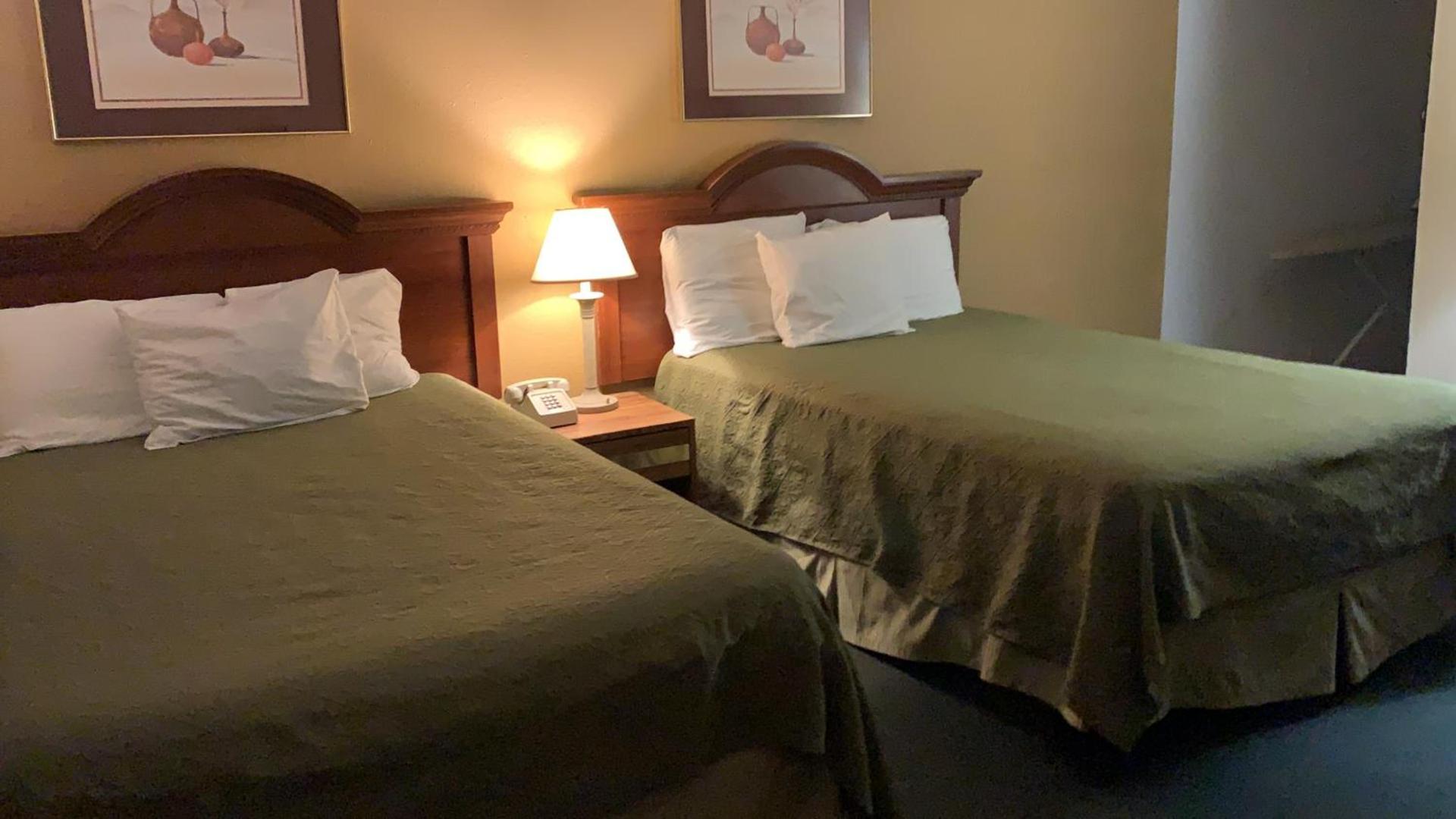 La Vista Inn photo 5