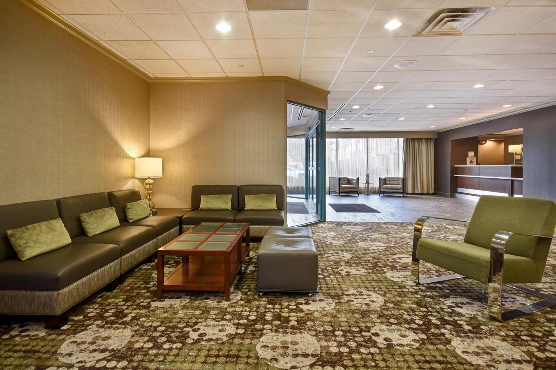Holiday Inn Cincinnati-Riverfront by IHG photo 7